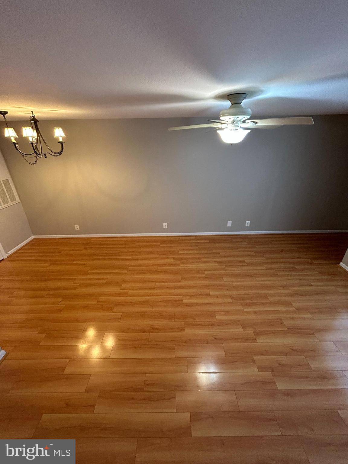 THE GABLES ON TUCKERMAN - Residential