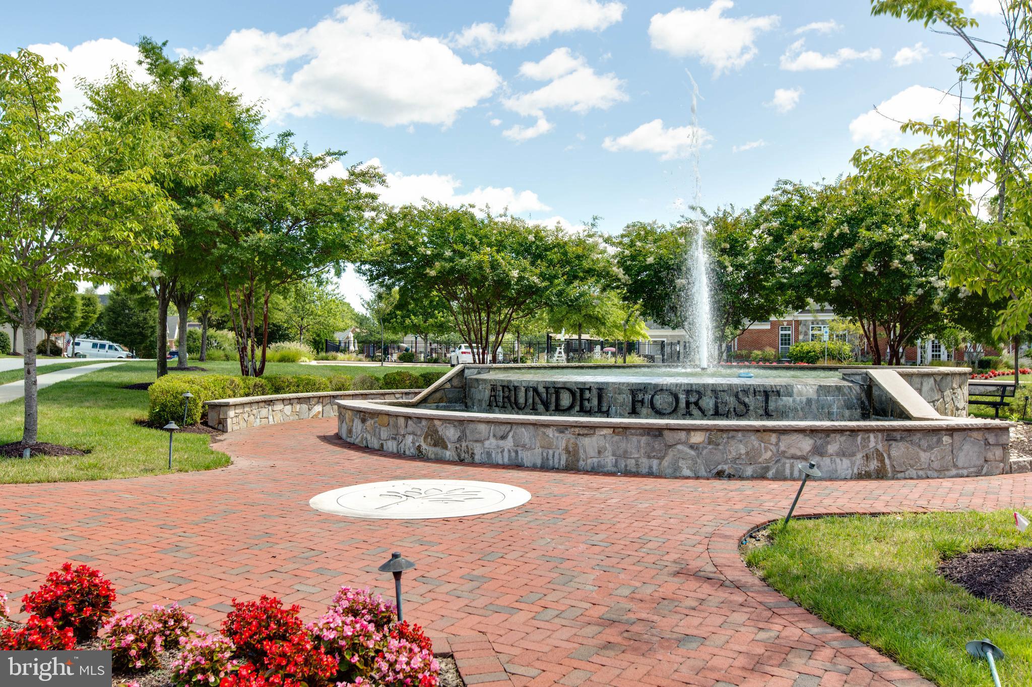 MIKLASZ PROPERTY - Residential