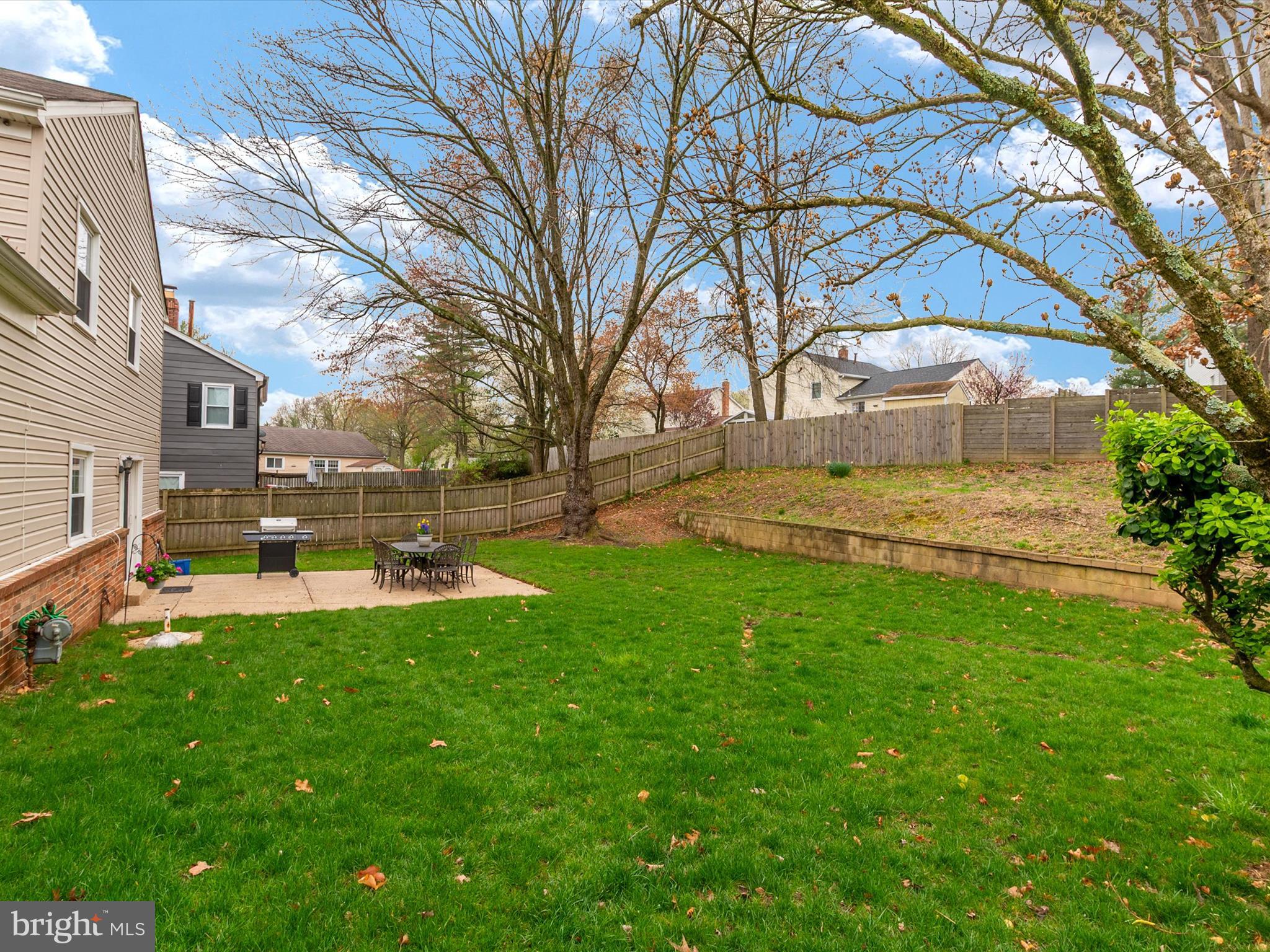 LAUREL - Residential