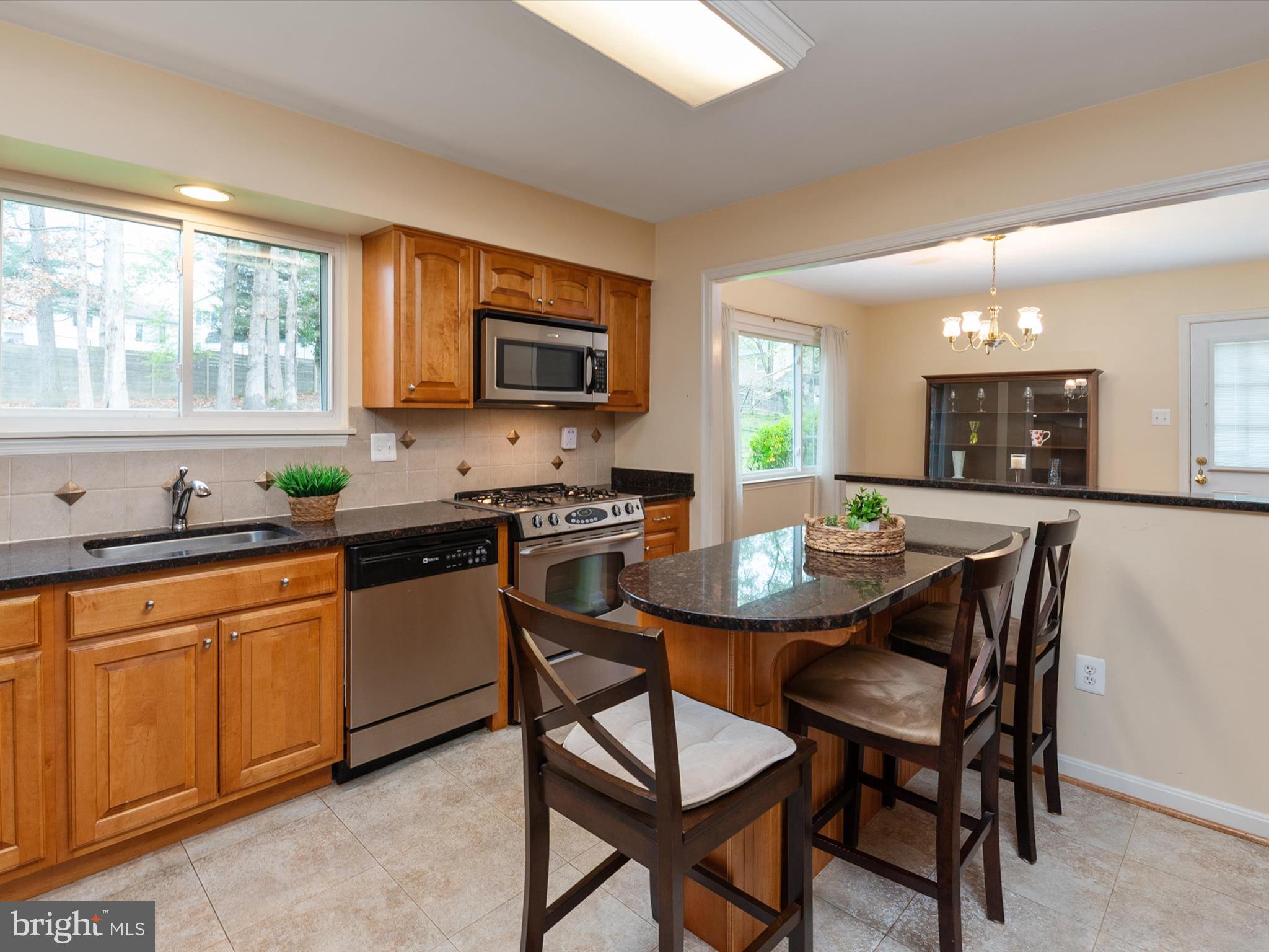 LAUREL - Residential