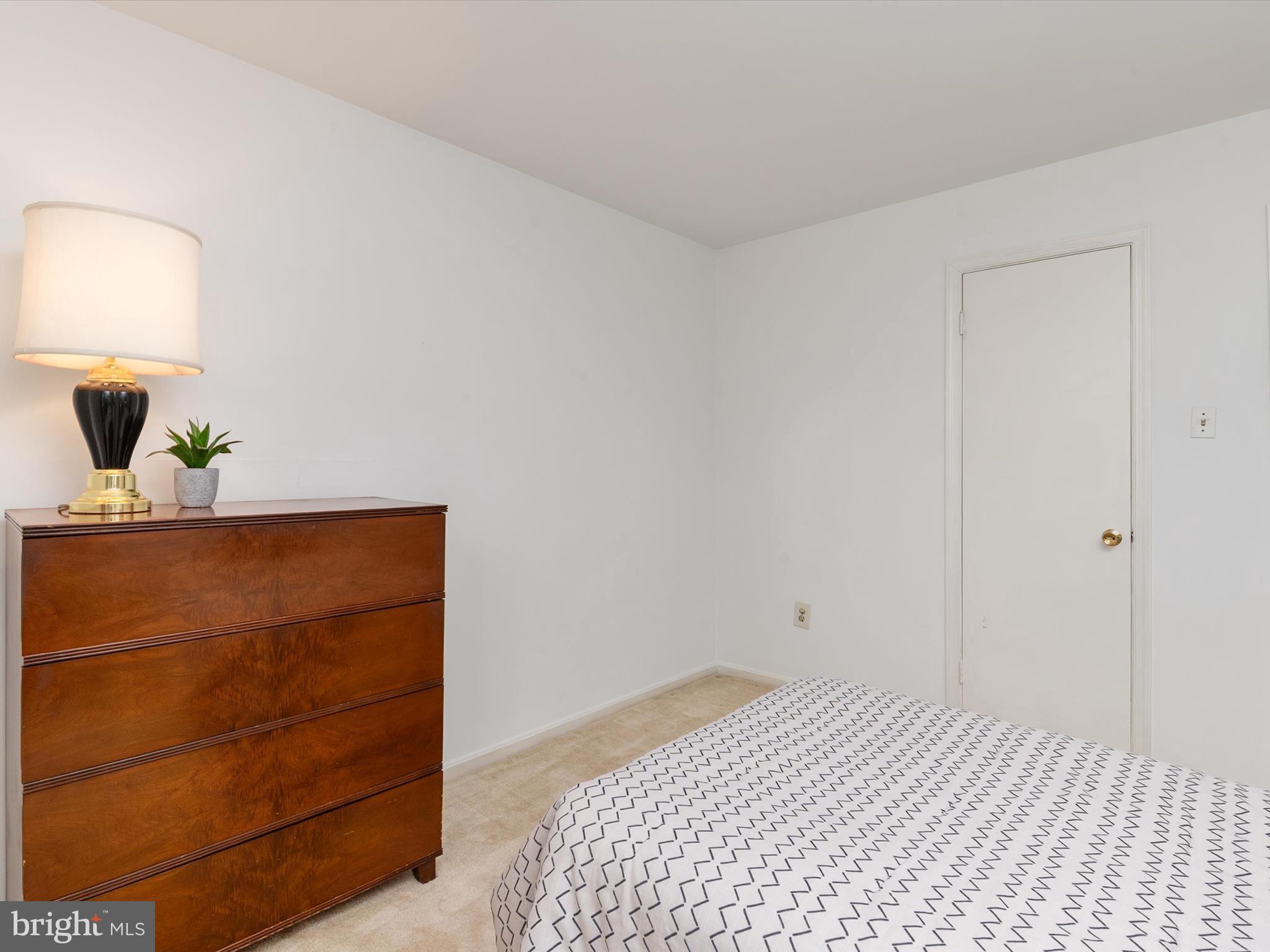 LAUREL - Residential