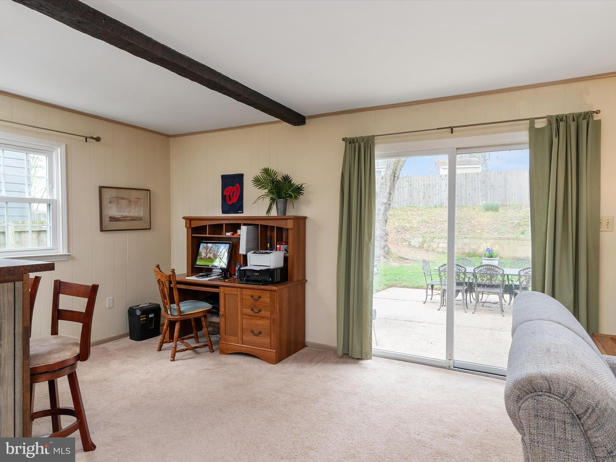 LAUREL - Residential