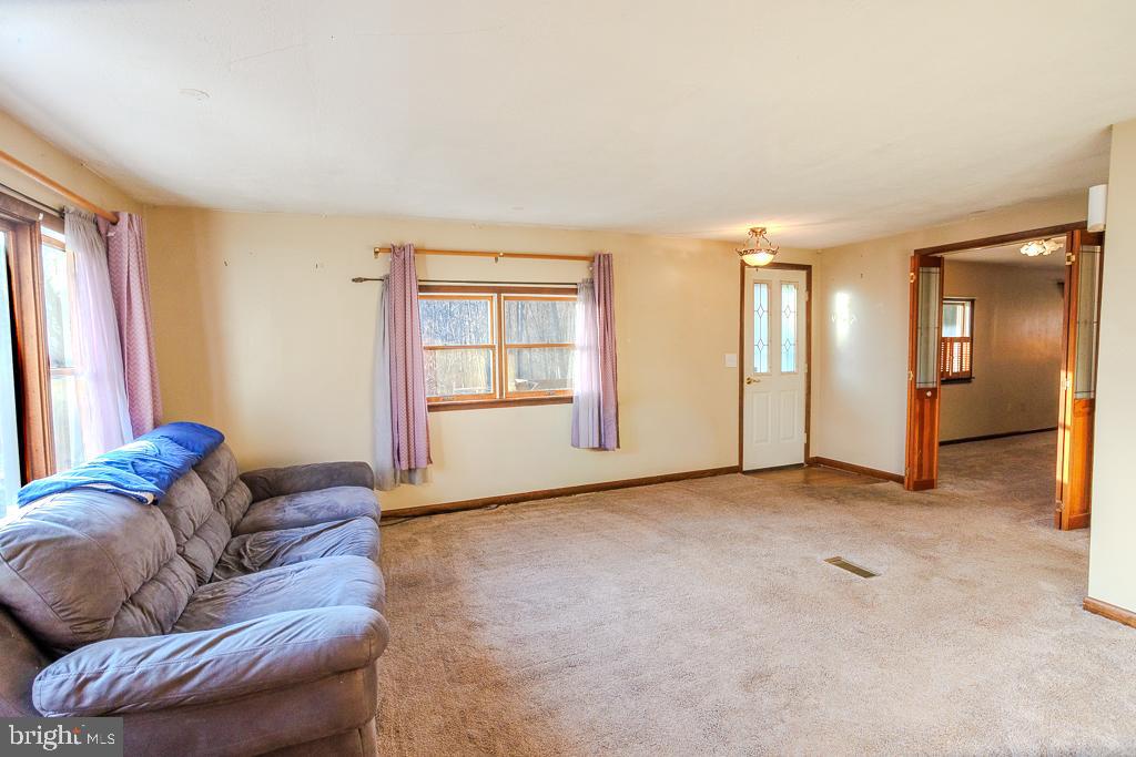 UPPER FRANKFORD TWP - Residential