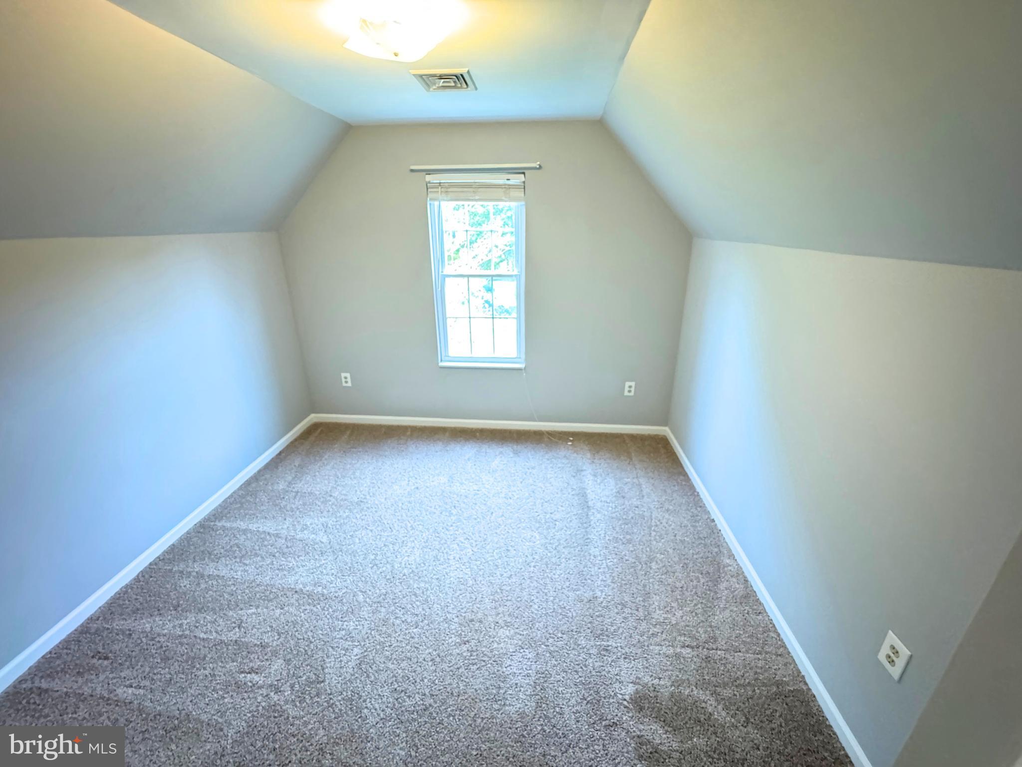 TANGLEWOOD - Residential Lease