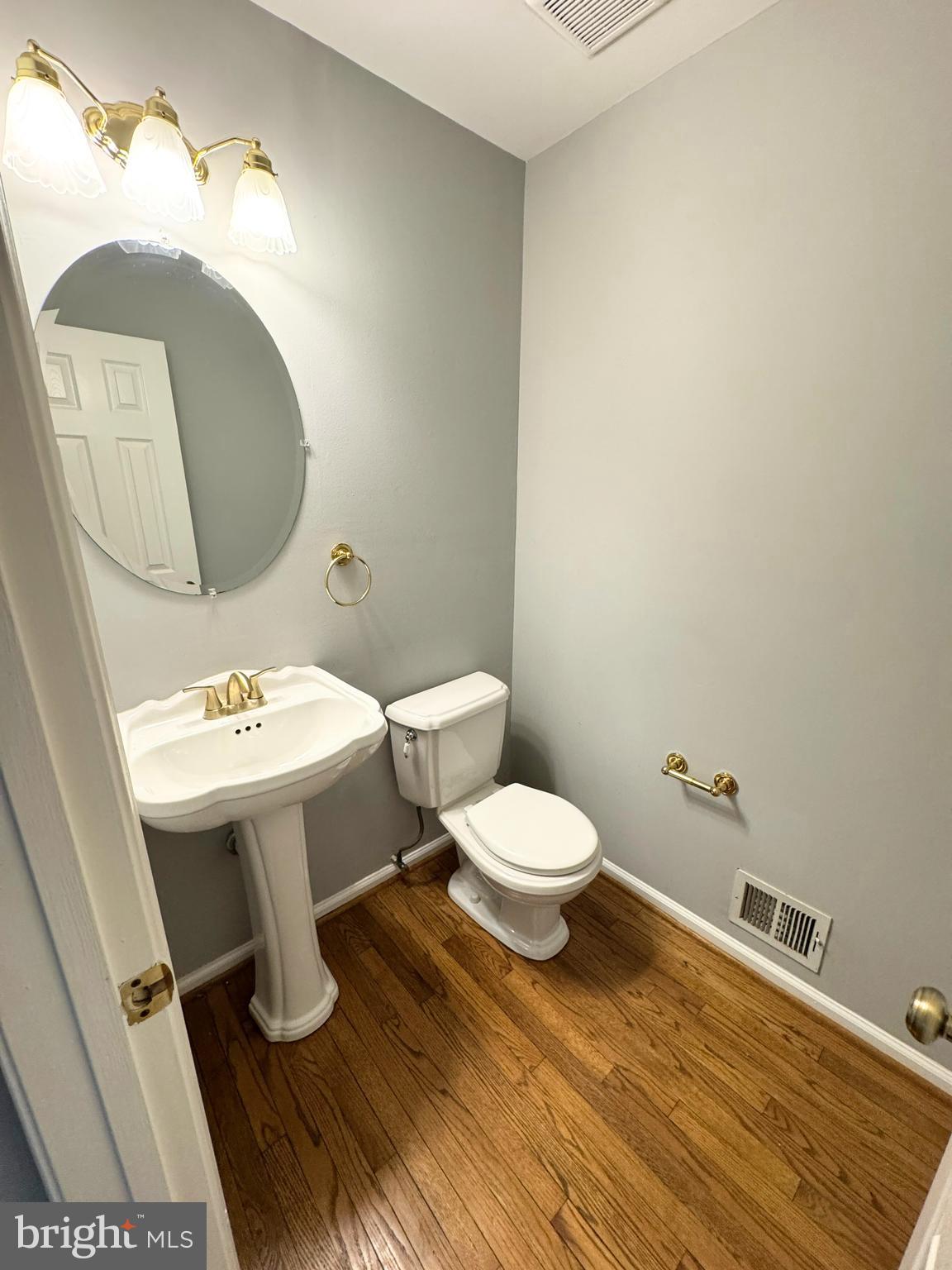 TANGLEWOOD - Residential Lease