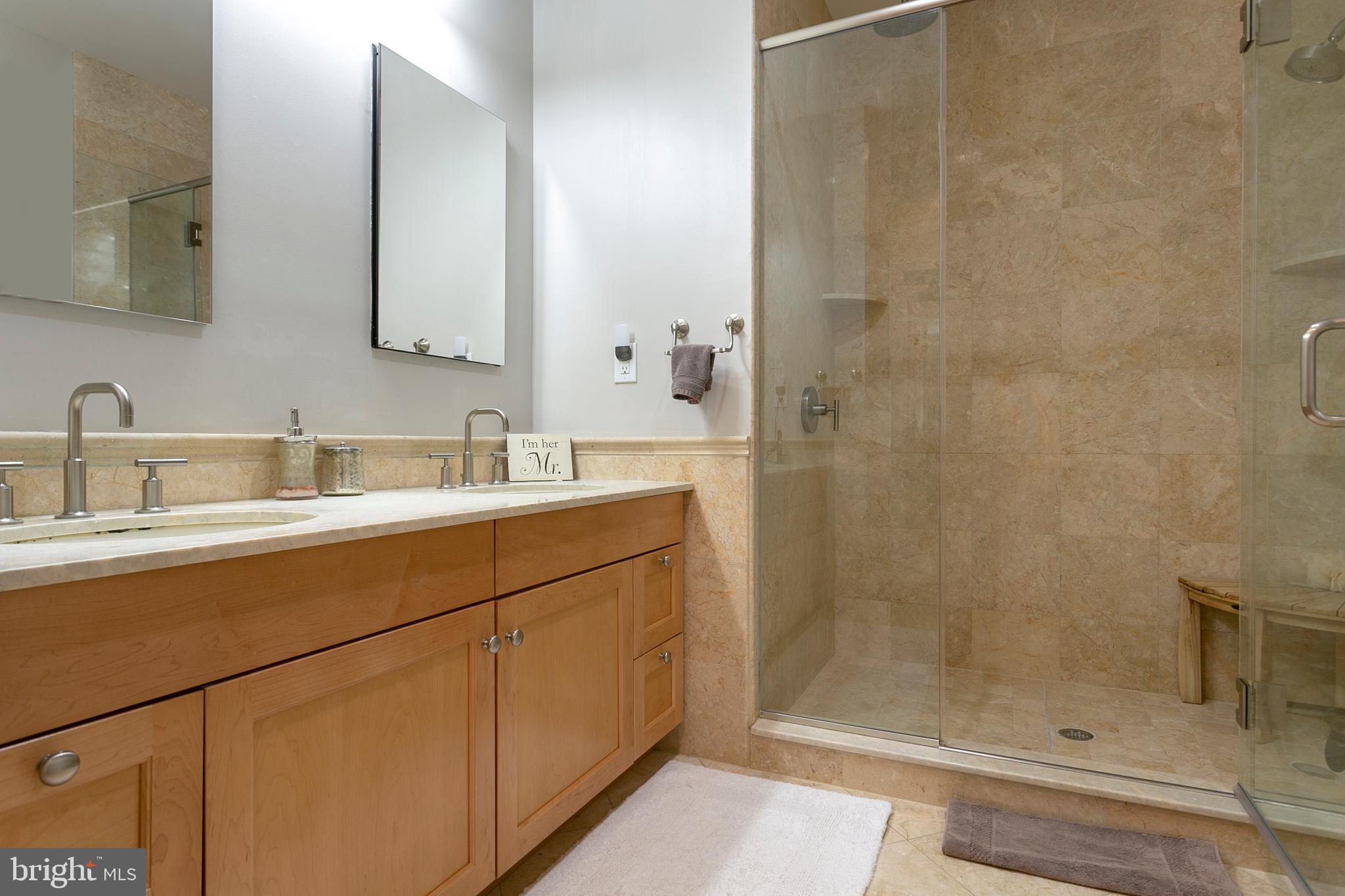 CENTER CITY - Residential