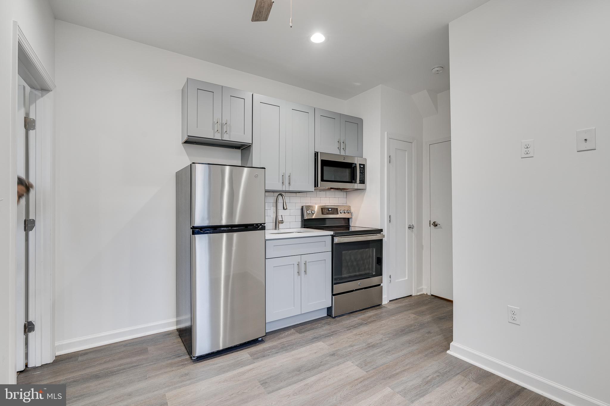 BELMONT - Residential Lease