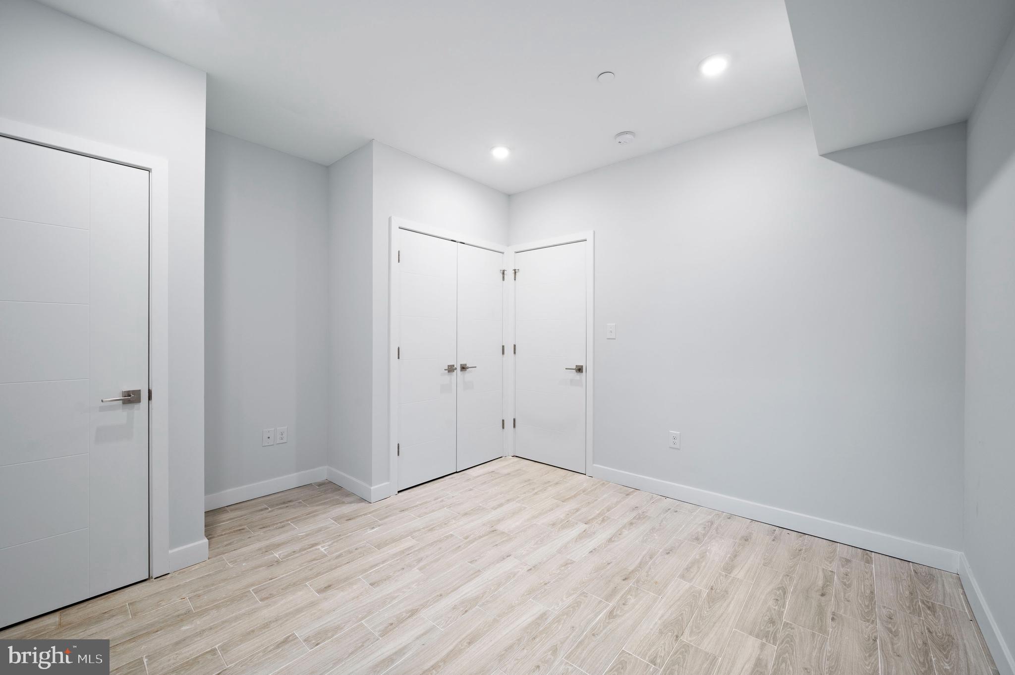 KENSINGTON - Residential Income