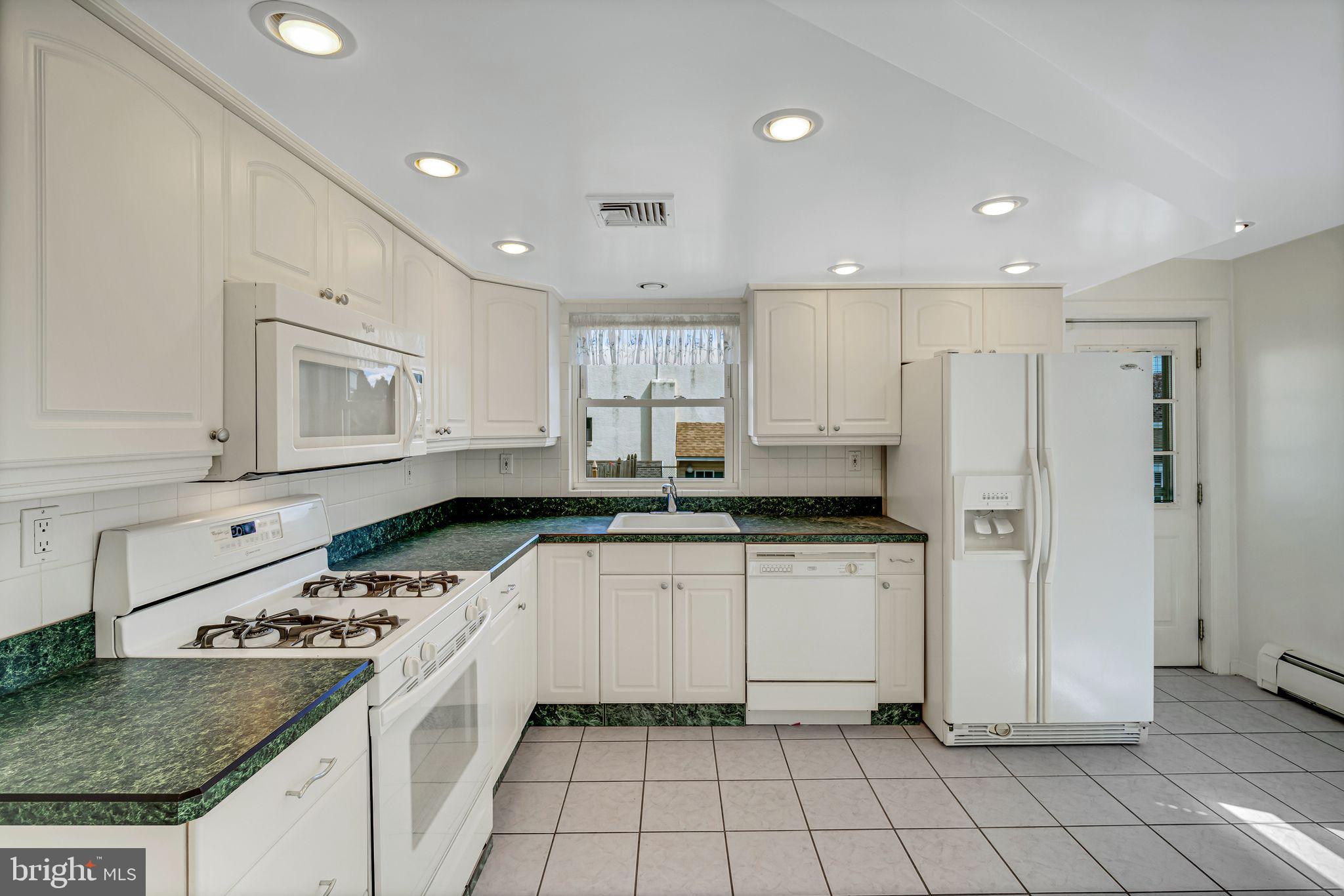 BELMONT HILLS - Residential