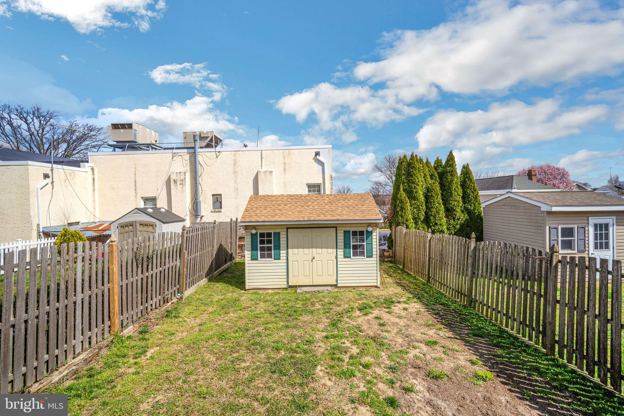 BELMONT HILLS - Residential