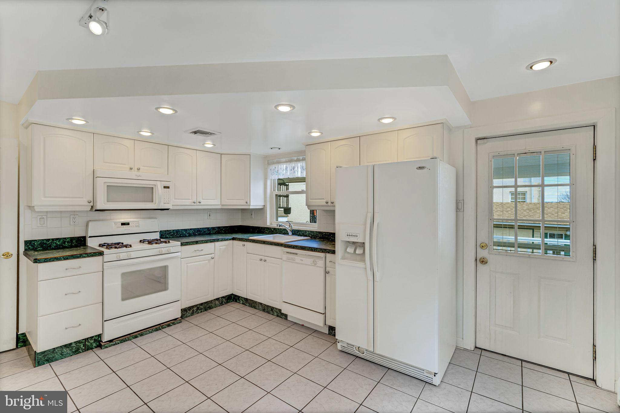 BELMONT HILLS - Residential