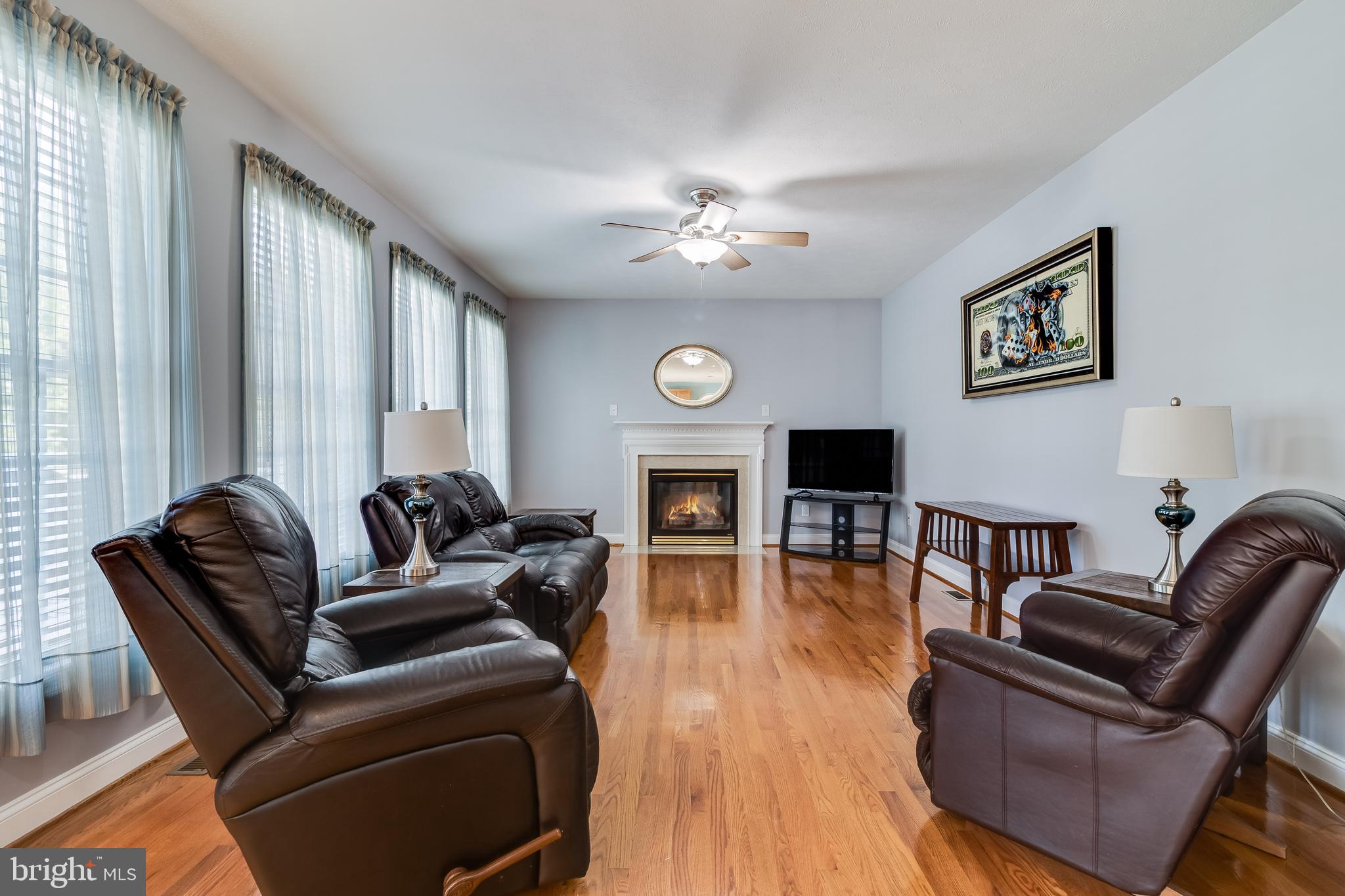 6805 PALE MORNING COURT