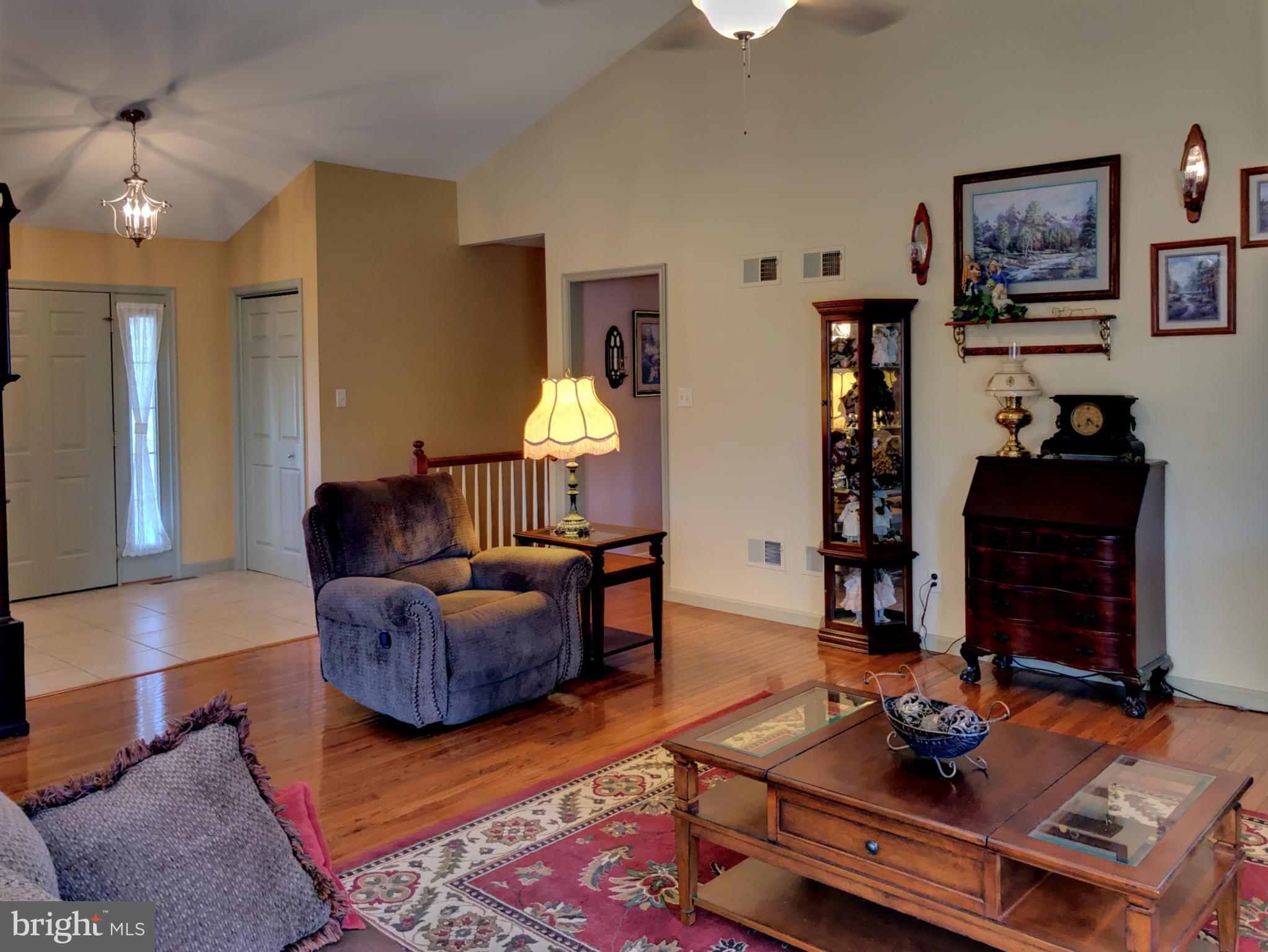 RIDGEWOOD STATION - Residential