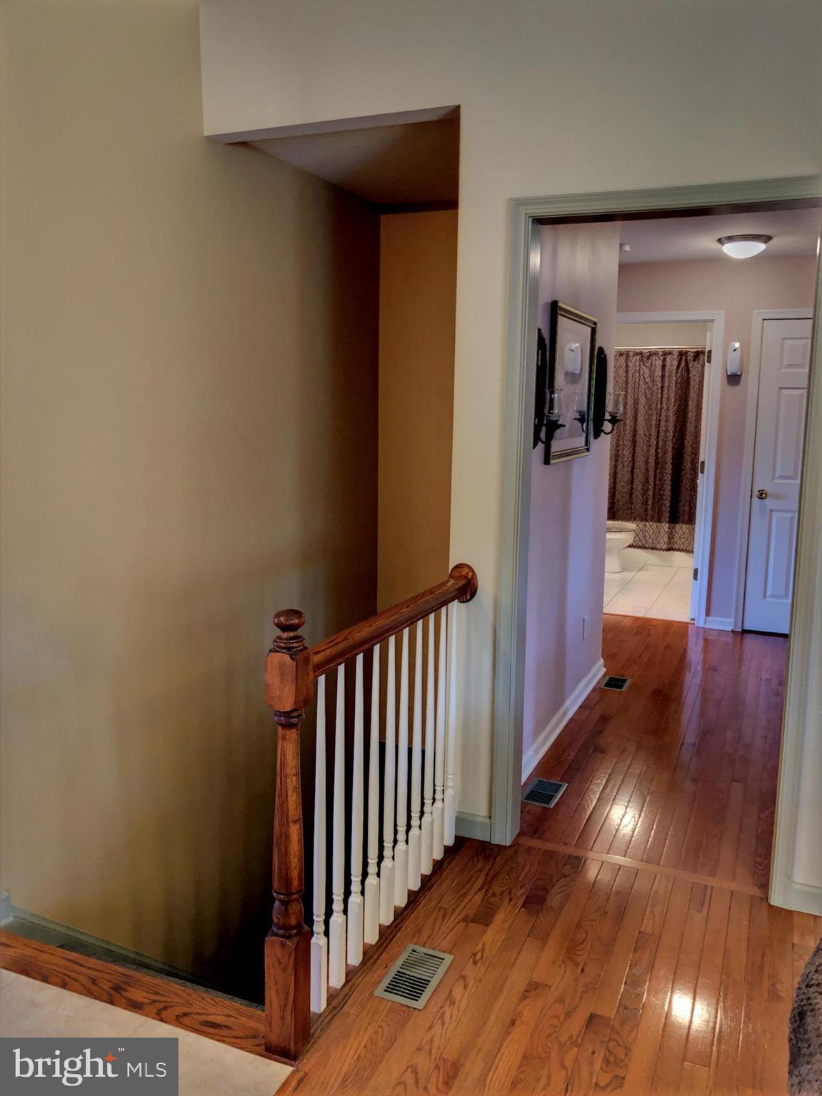 RIDGEWOOD STATION - Residential