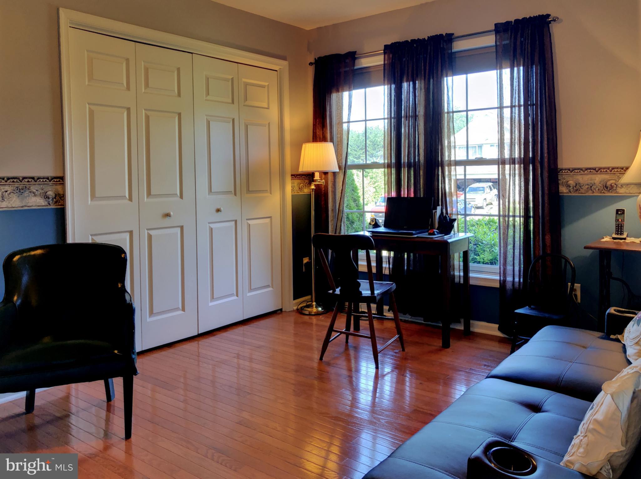 RIDGEWOOD STATION - Residential