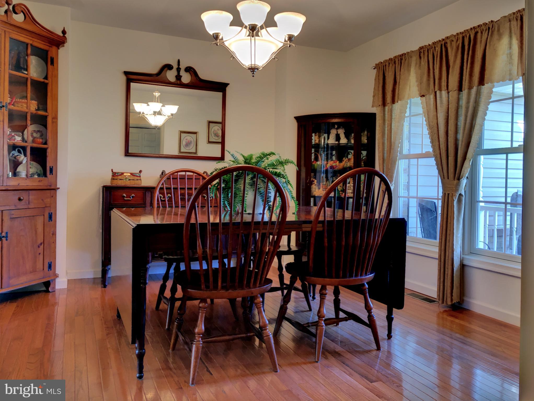 RIDGEWOOD STATION - Residential