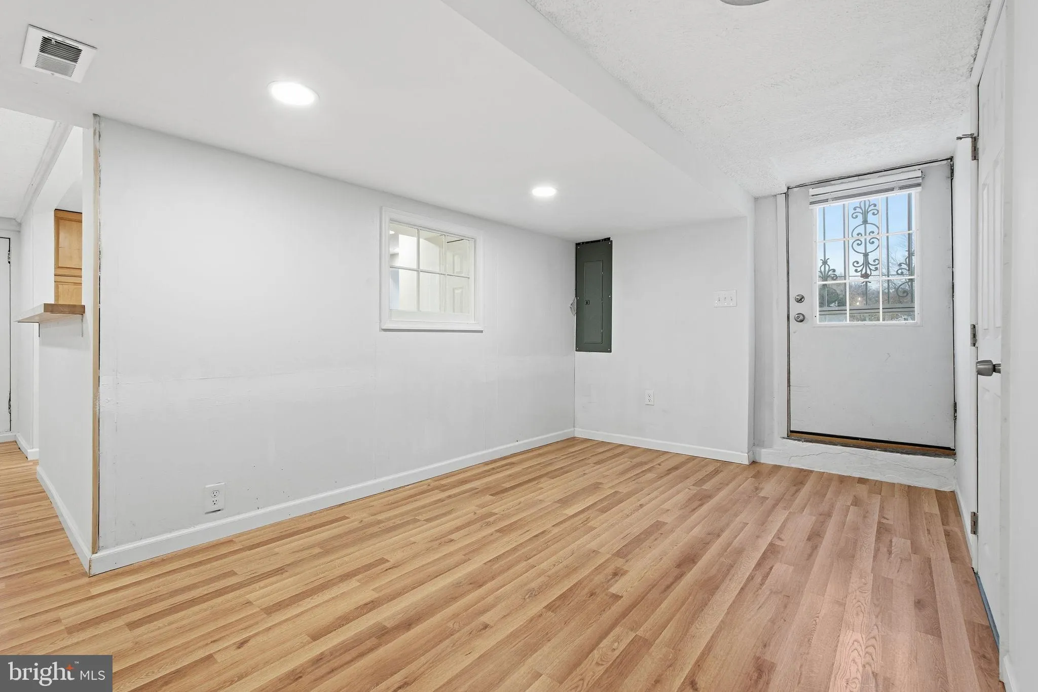 Baltimore, Maryland 21221, United States, 3 Bedrooms Bedrooms, ,2 BathroomsBathrooms,Residential,Active,245379