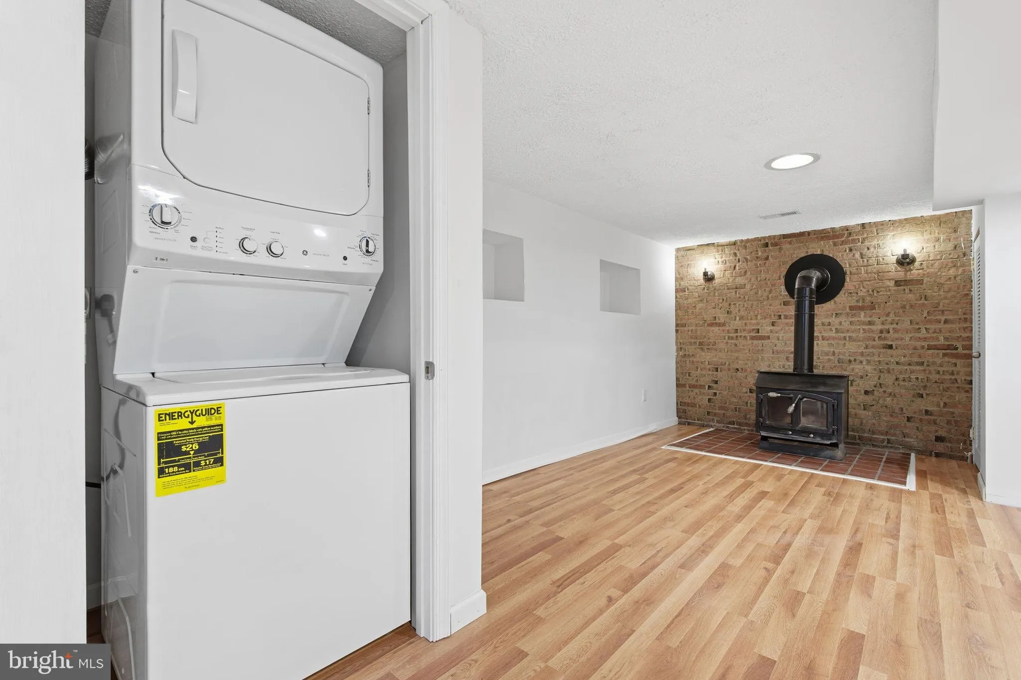 Baltimore, Maryland 21221, United States, 3 Bedrooms Bedrooms, ,2 BathroomsBathrooms,Residential,Active,245379