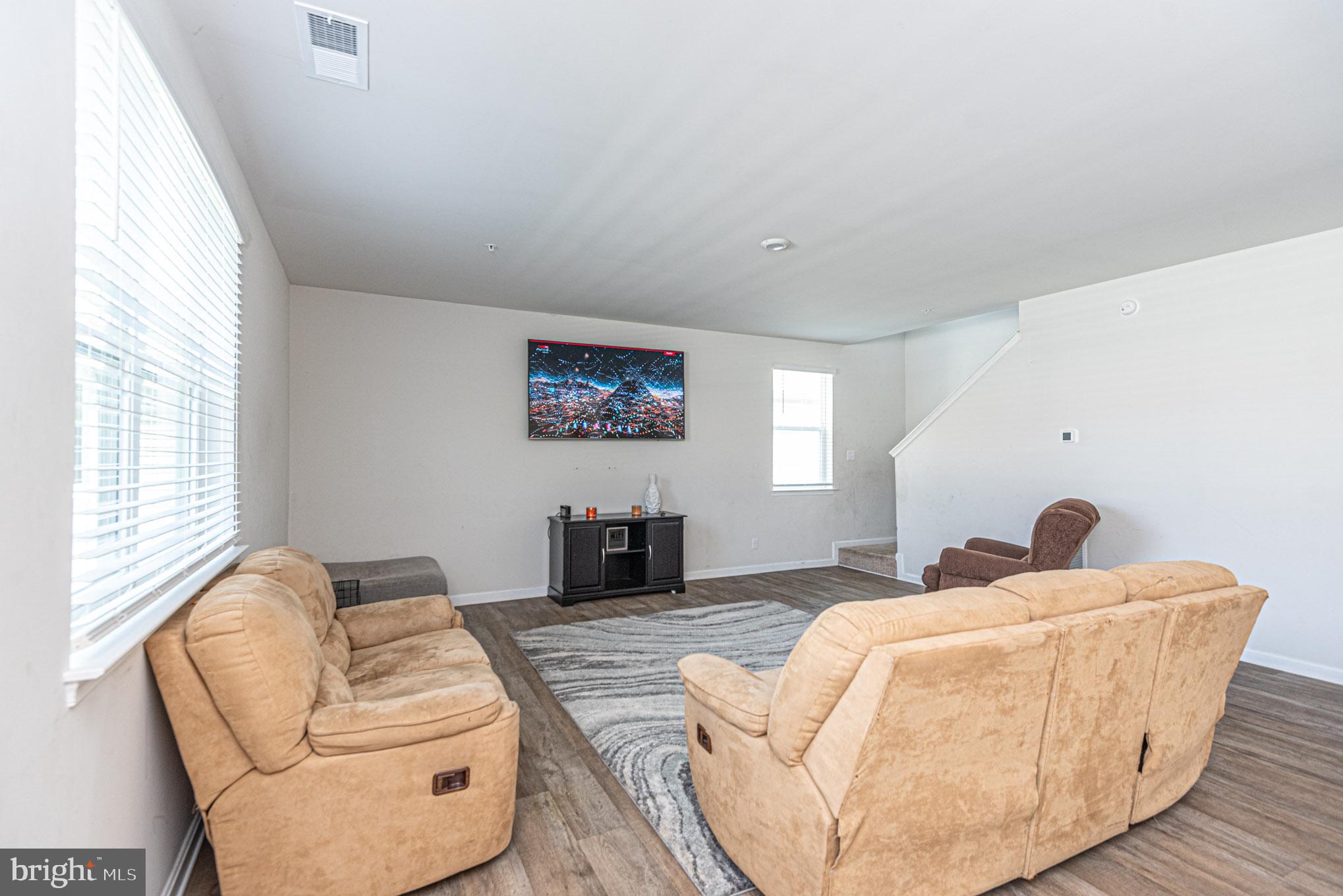 ROWENS MILL - Residential