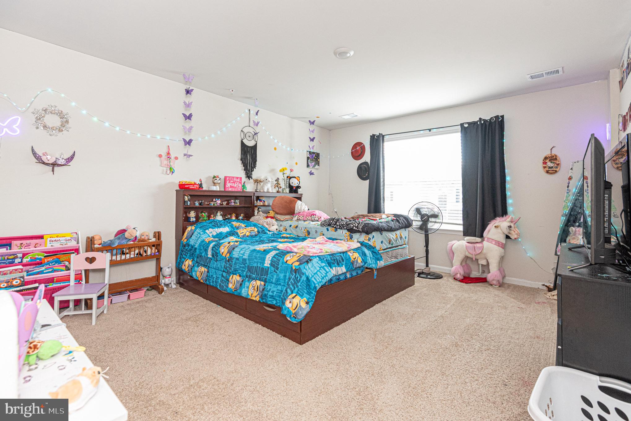 ROWENS MILL - Residential