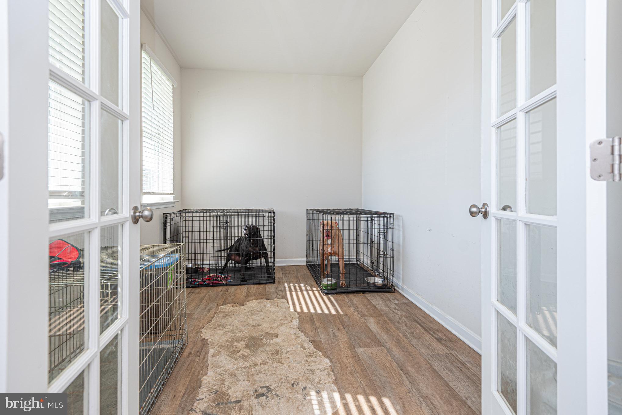 ROWENS MILL - Residential