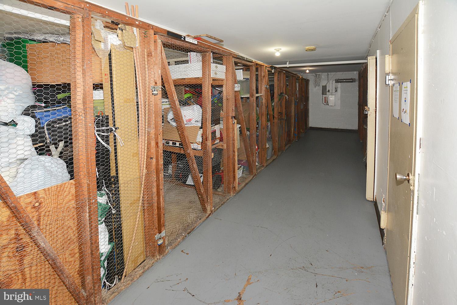 LYNDHURST - Residential