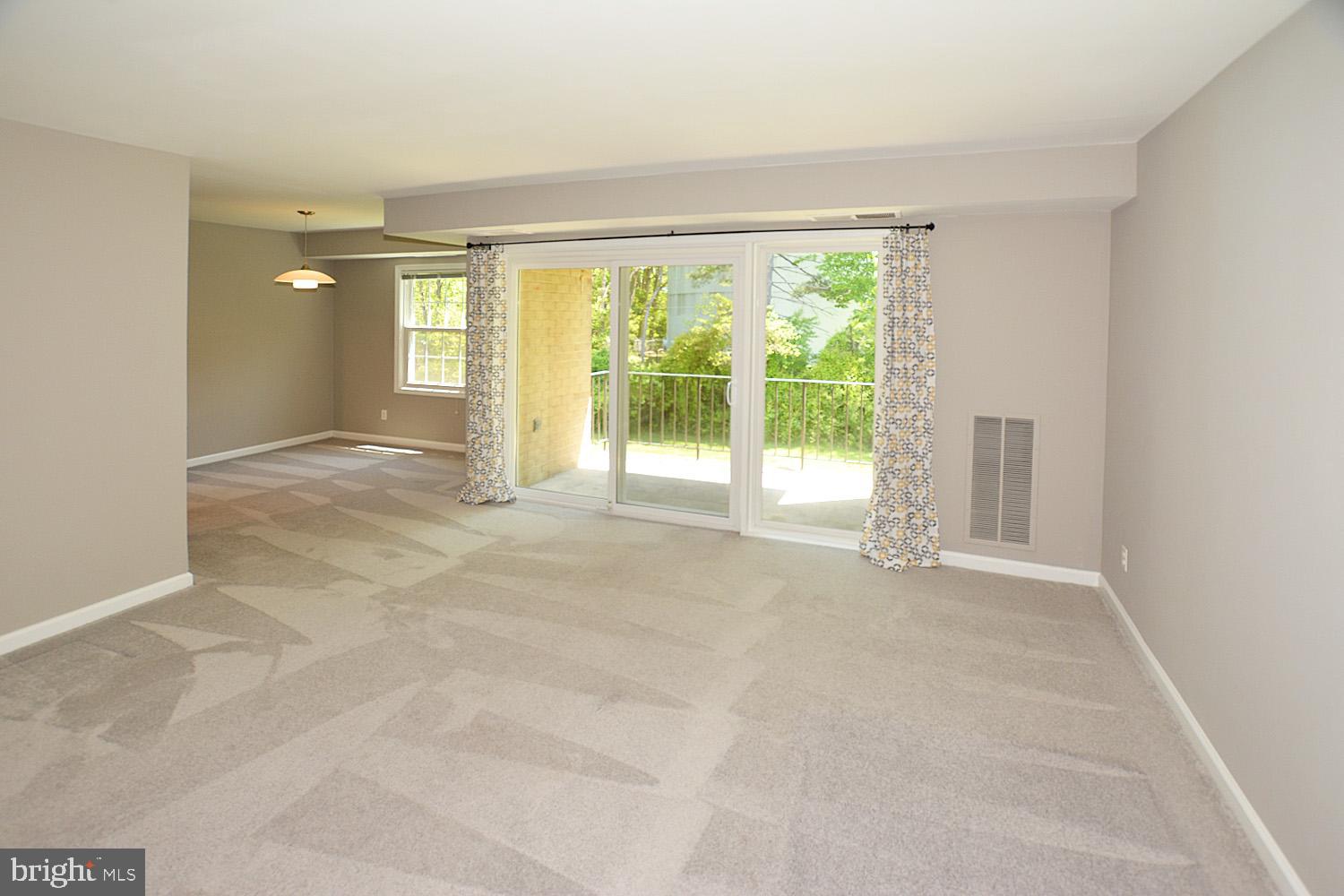 LYNDHURST - Residential