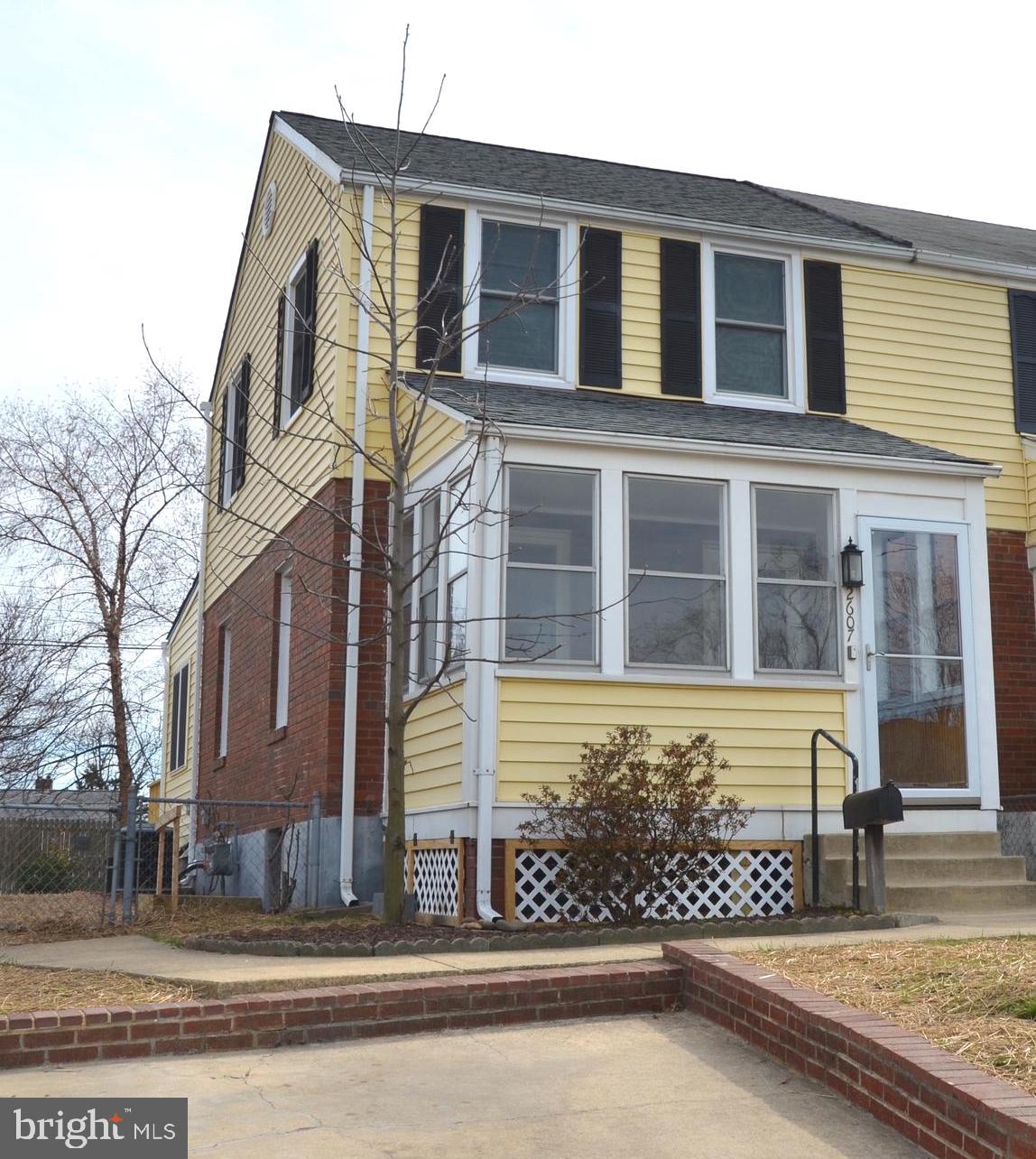 JEFFERSON MANOR - Residential Lease