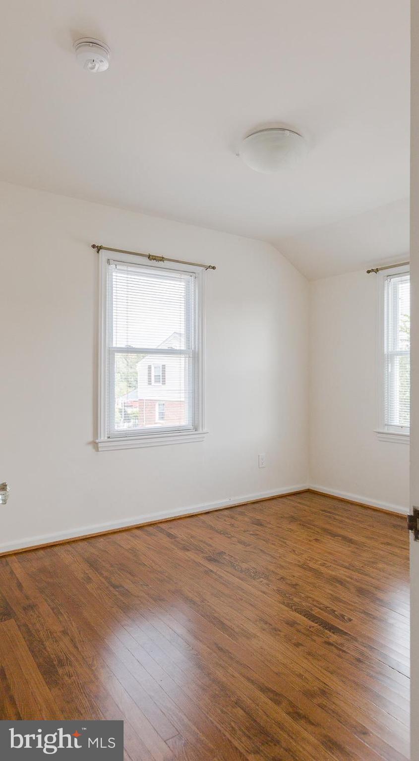 JEFFERSON MANOR - Residential Lease