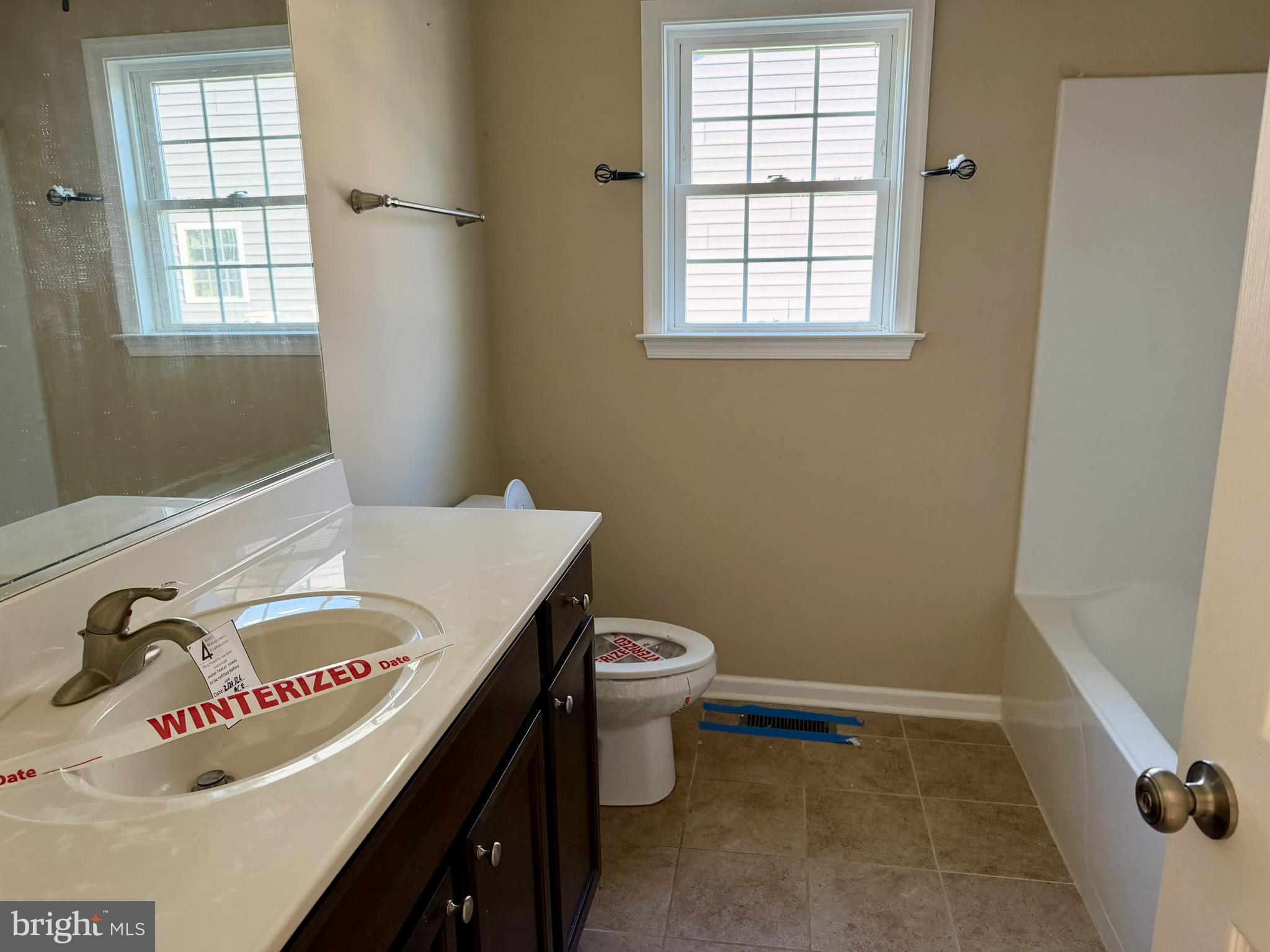 WOODLAND MANOR - Residential