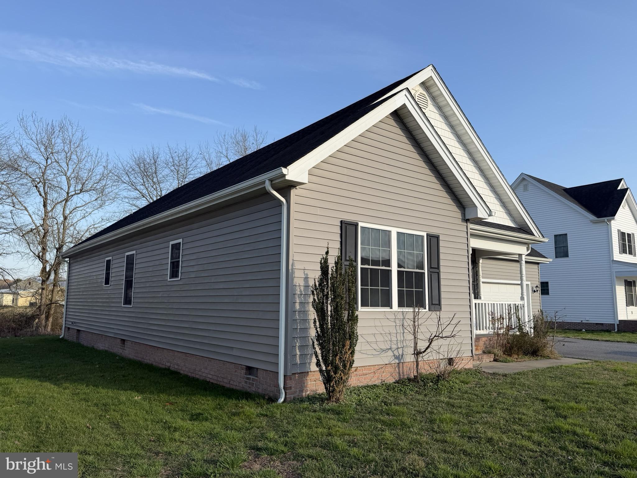 WOODLAND MANOR - Residential