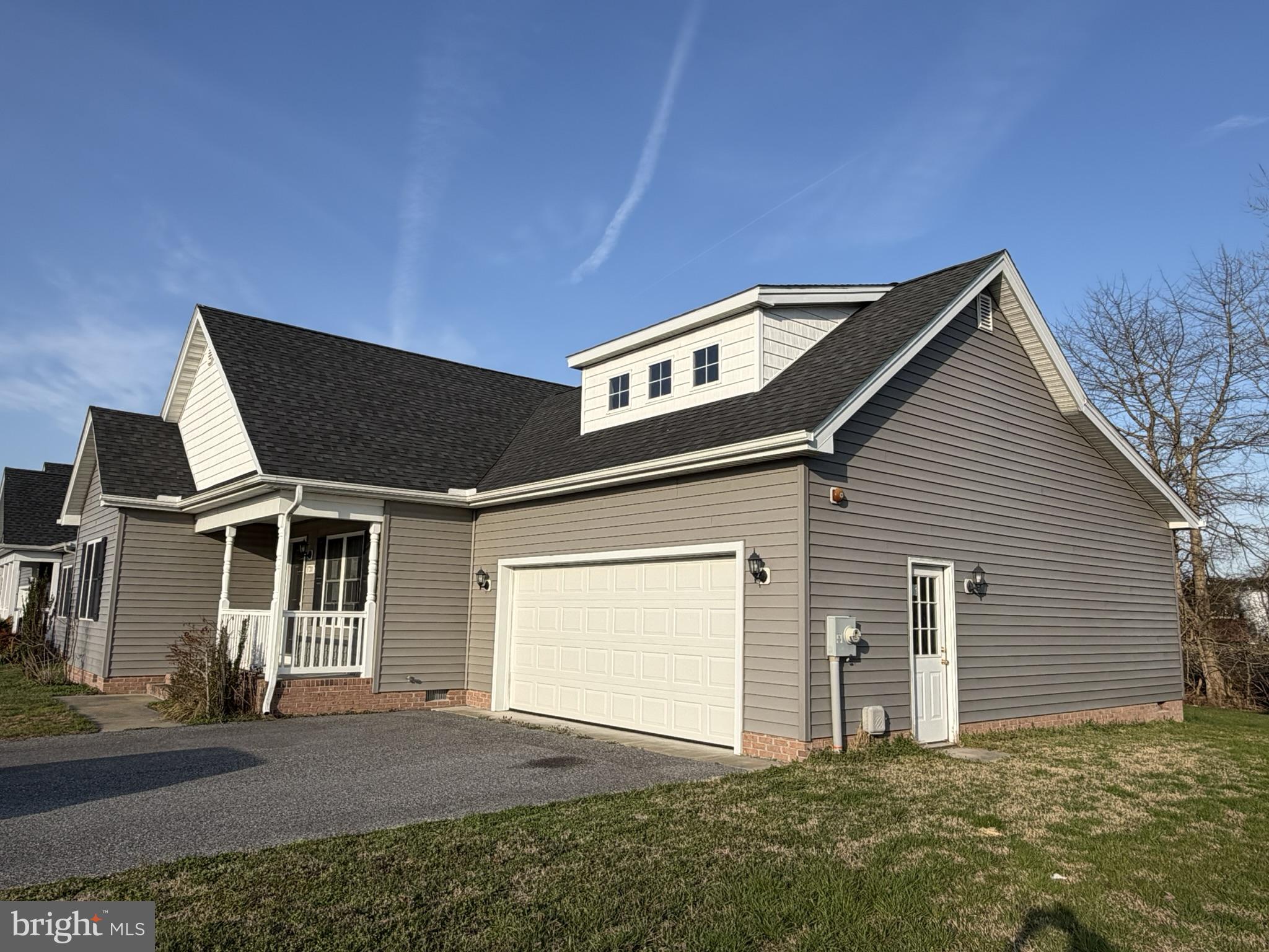 WOODLAND MANOR - Residential