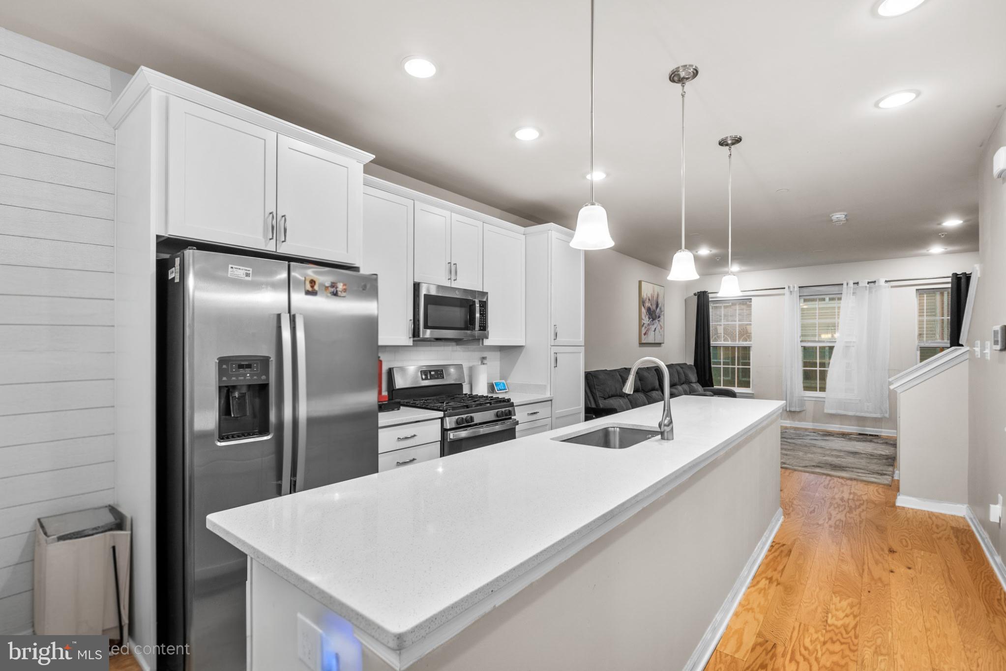 BRICK YARD STATION - Residential