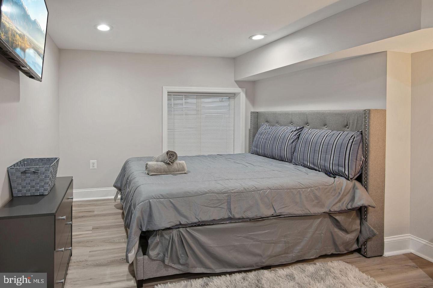 MILTON-MONTFORD - Residential