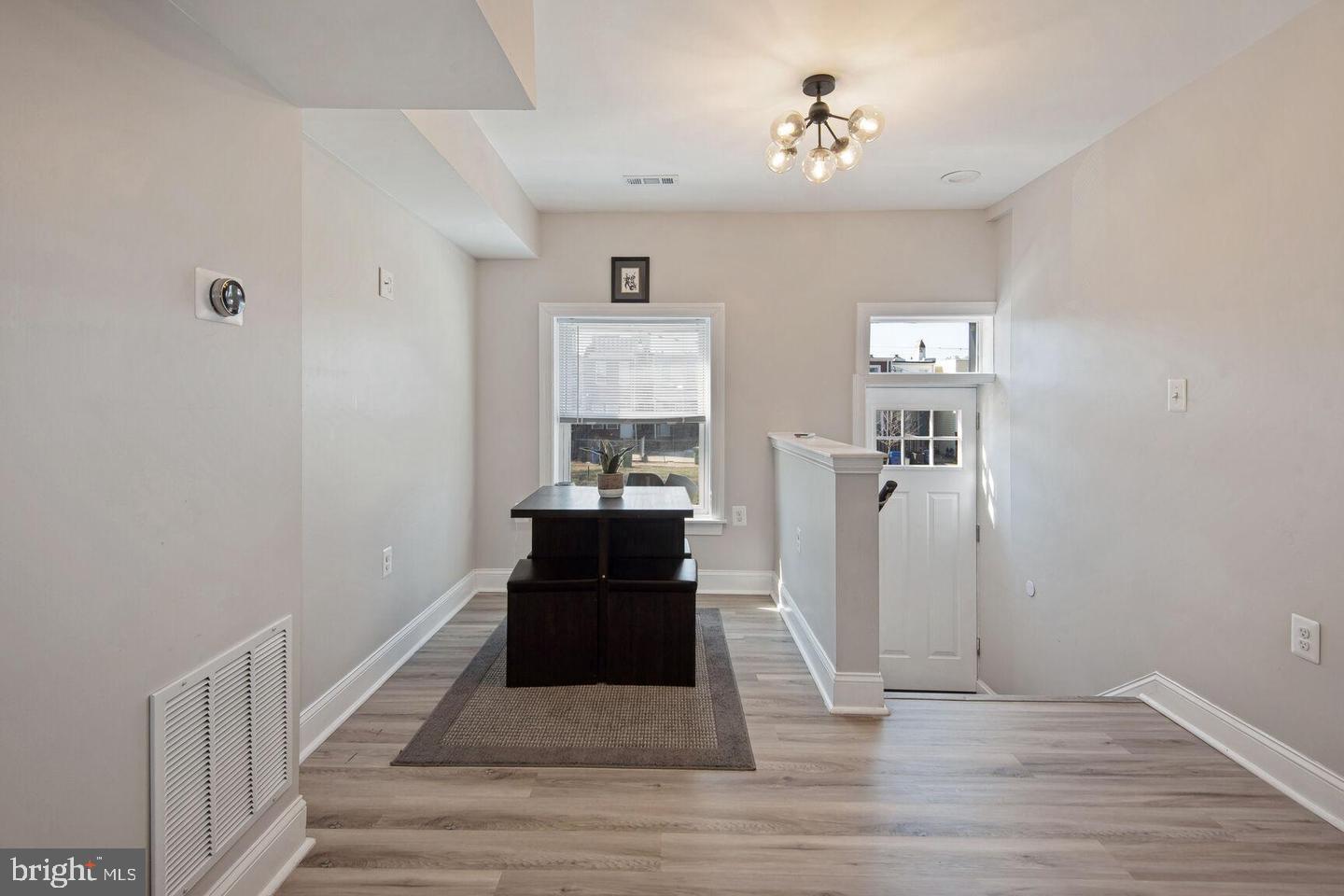 MILTON-MONTFORD - Residential