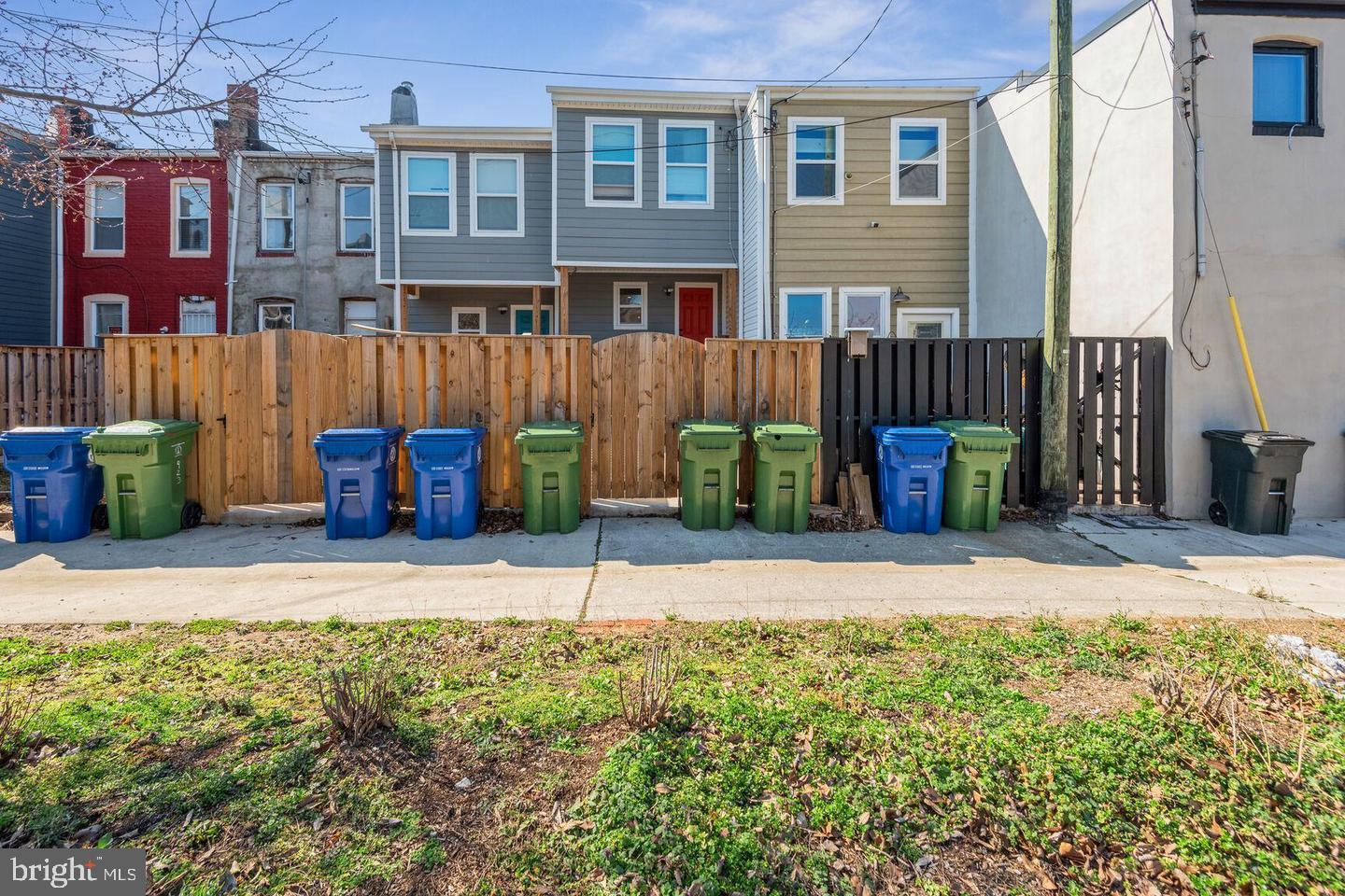 MILTON-MONTFORD - Residential