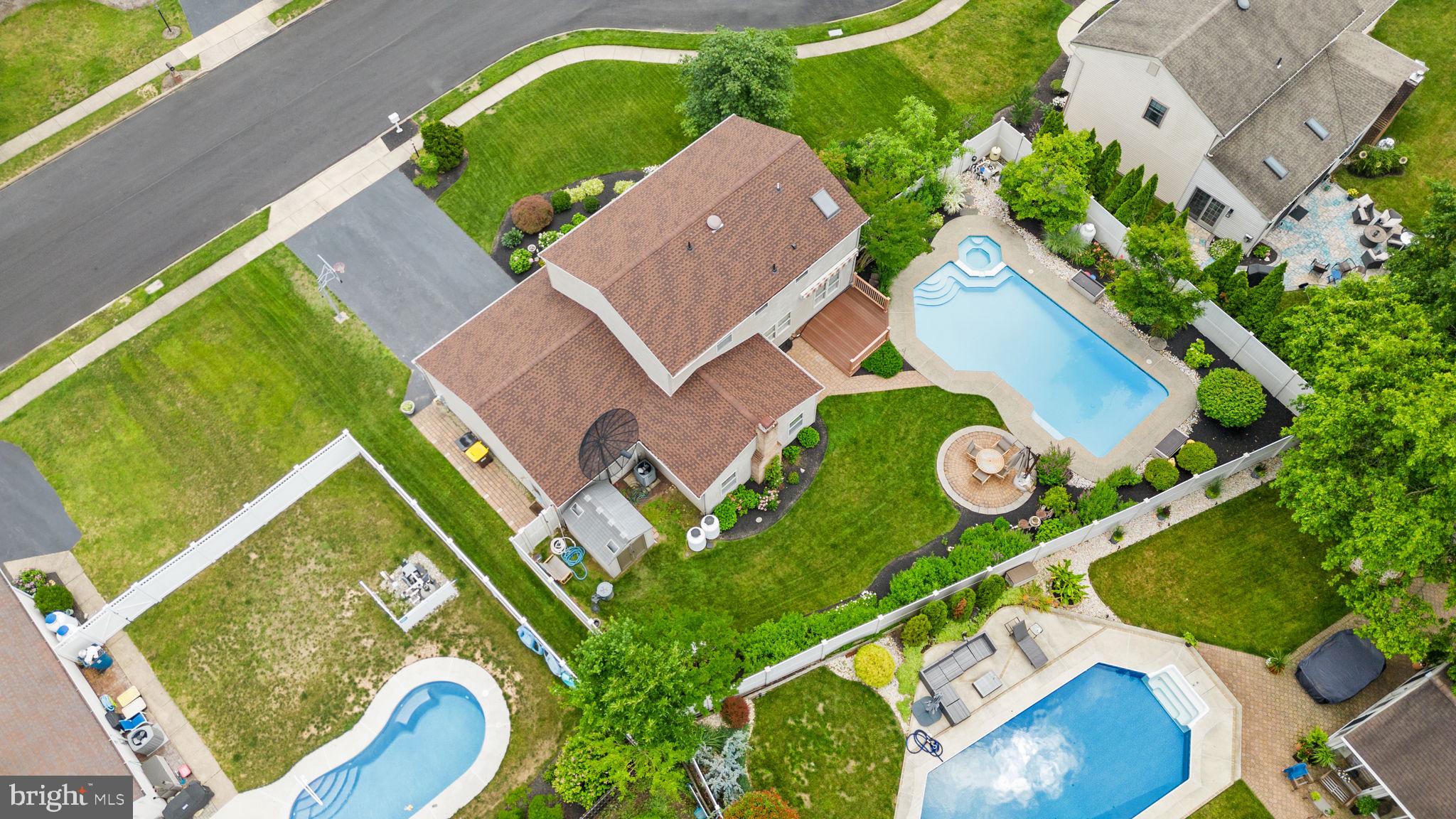 STONY HILL HOMES - Residential