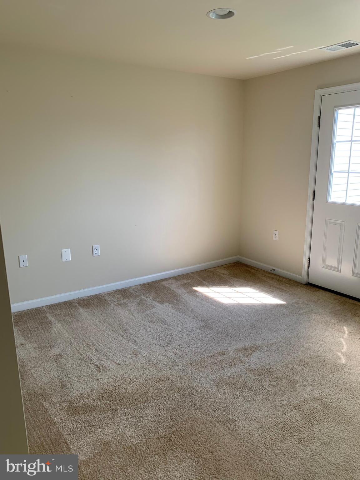 STONEBROOK VILLAGE - Residential Lease