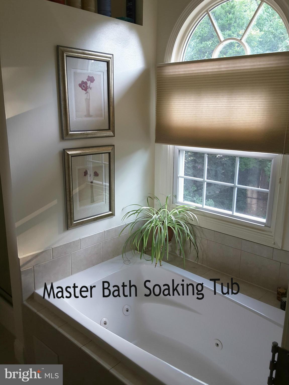 TEMPLE HILLS - Residential