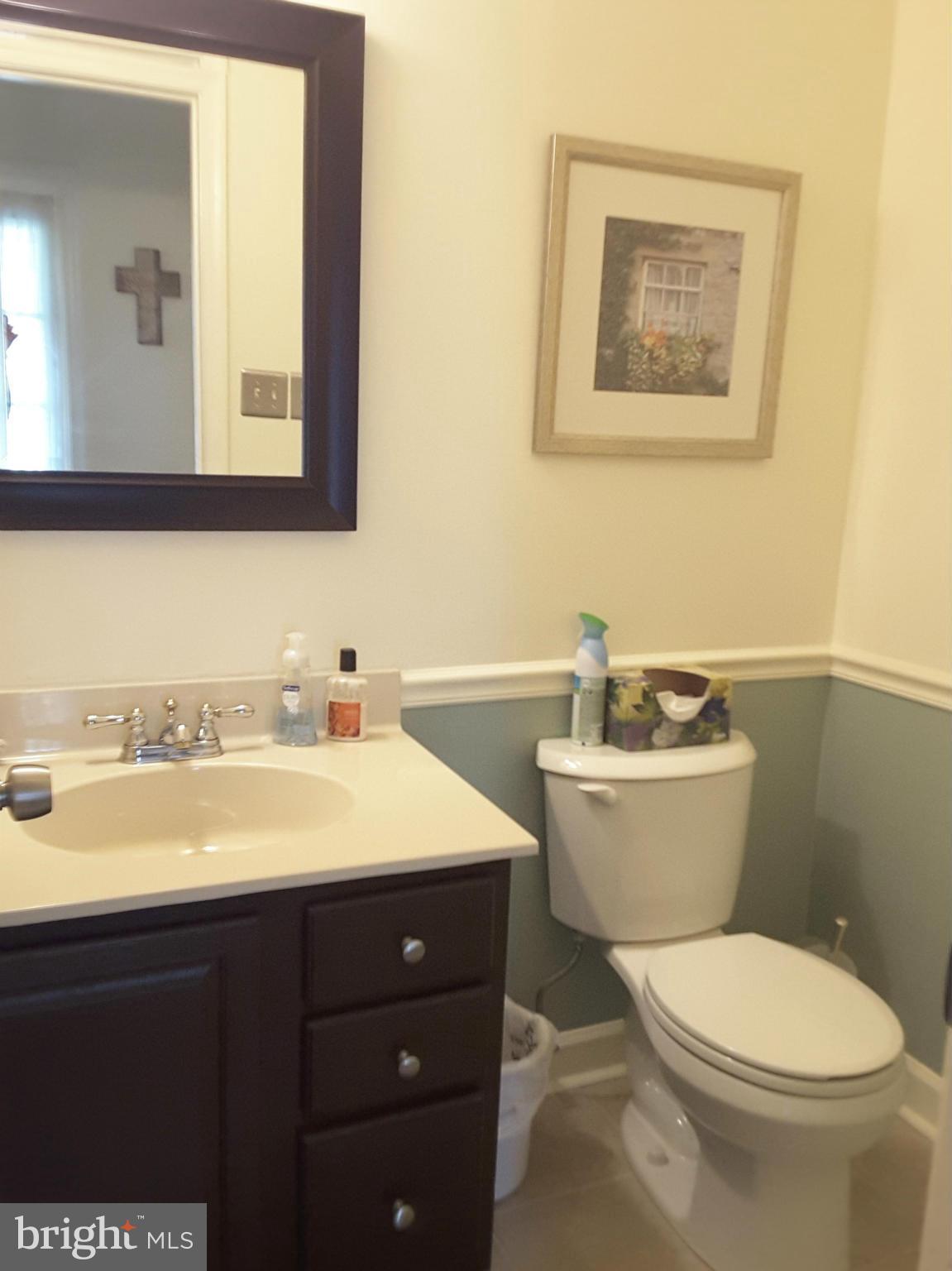 TEMPLE HILLS - Residential