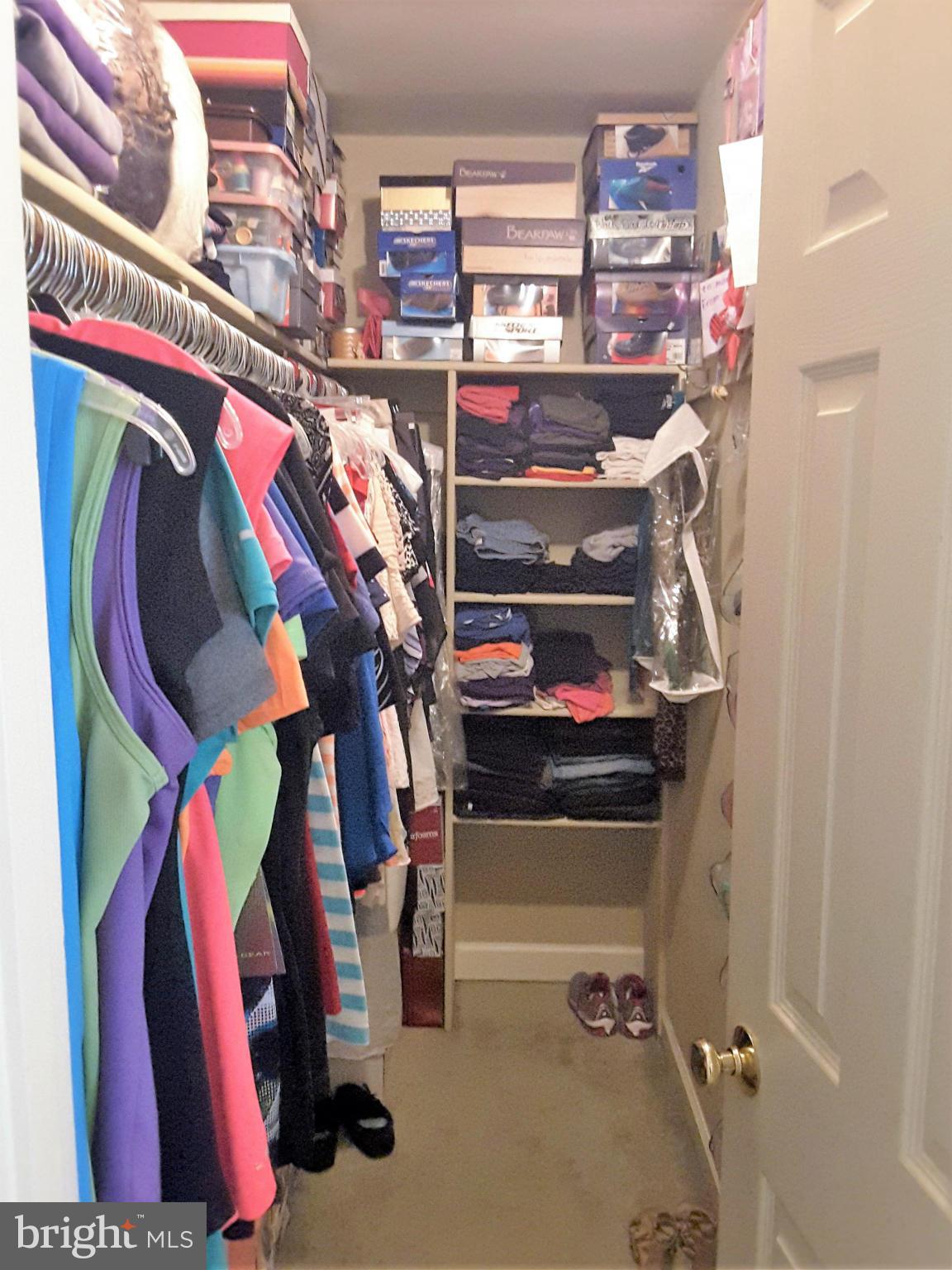 TEMPLE HILLS - Residential