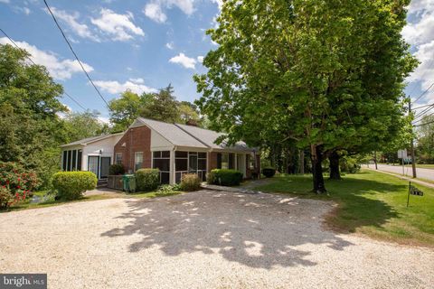 319 N MAIN STREET BOWLING GREEN VA 22427