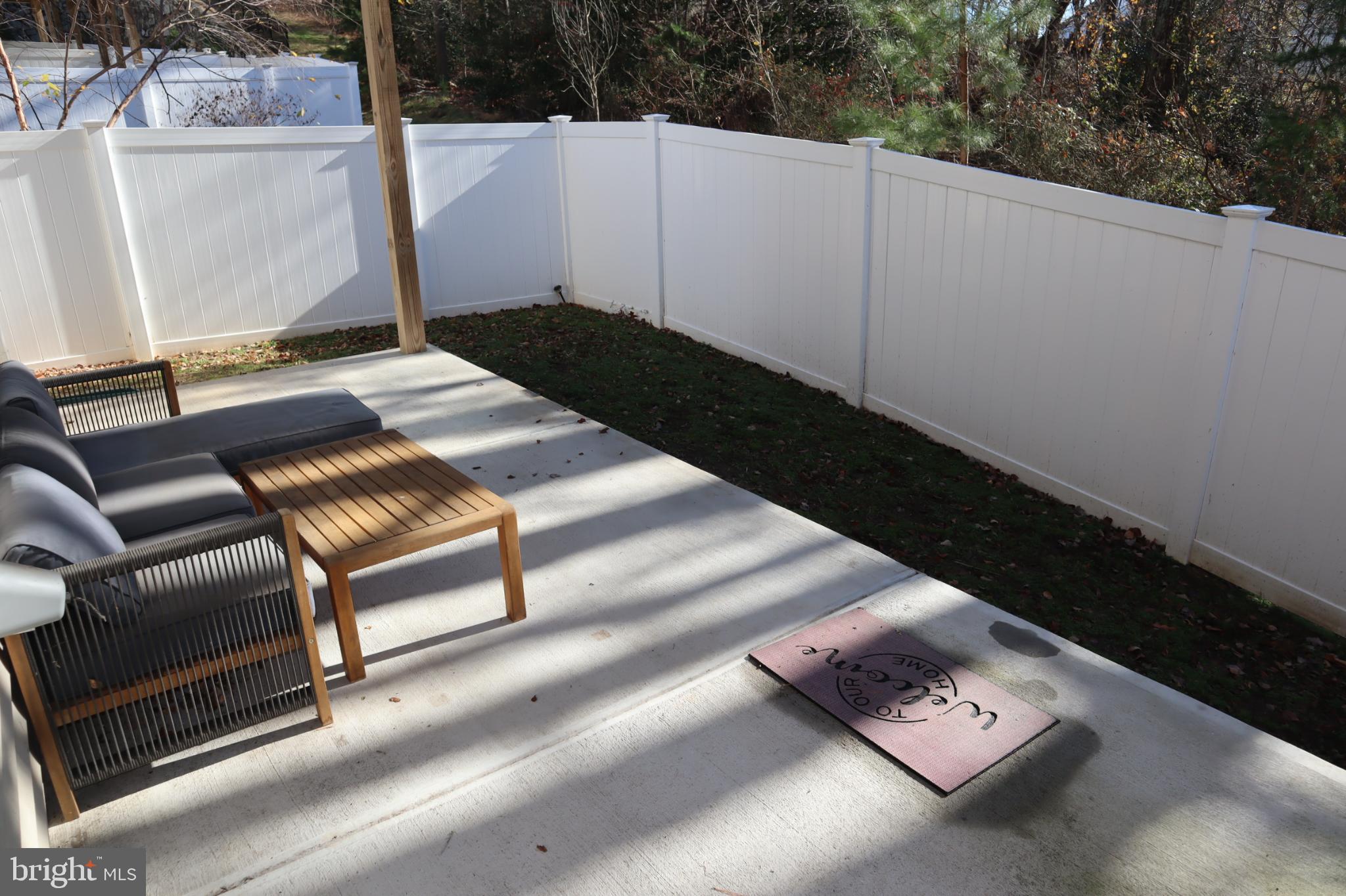 WATSONS GLEN - Residential Lease