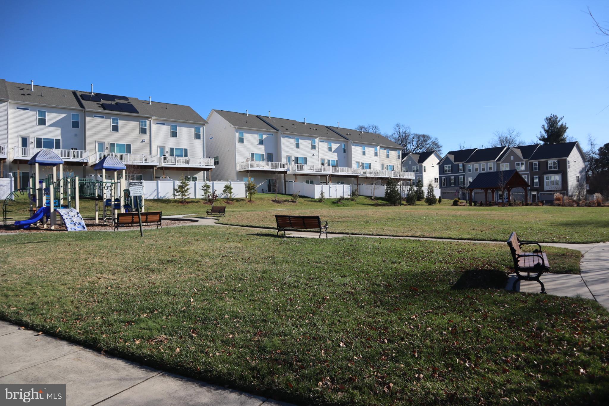 WATSONS GLEN - Residential Lease