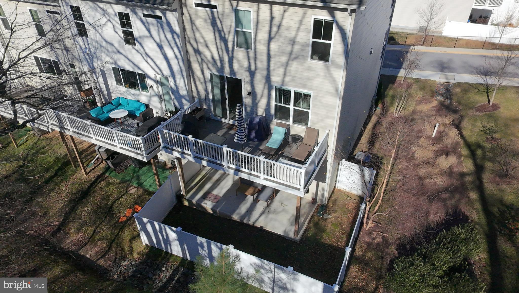 WATSONS GLEN - Residential Lease