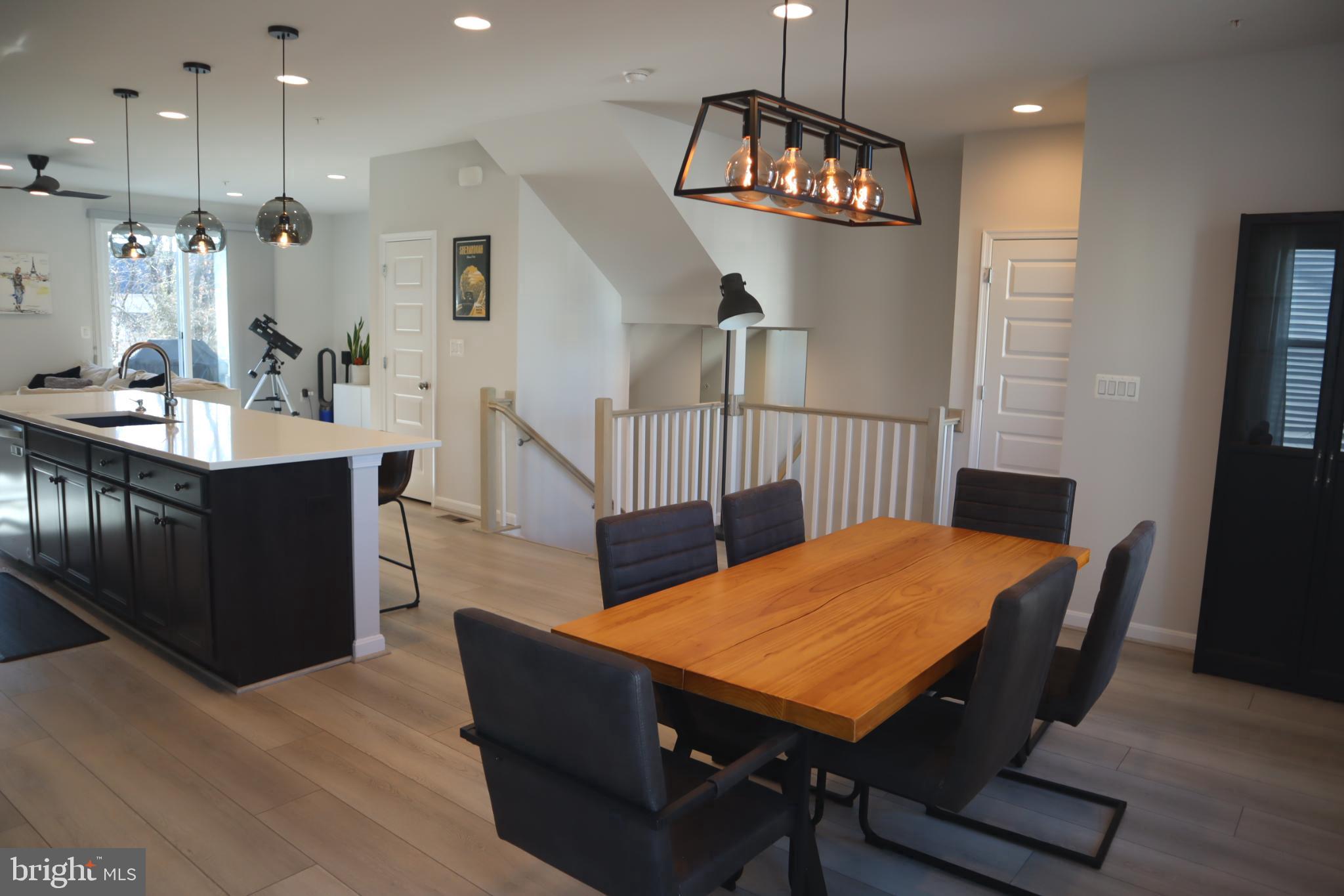 WATSONS GLEN - Residential Lease