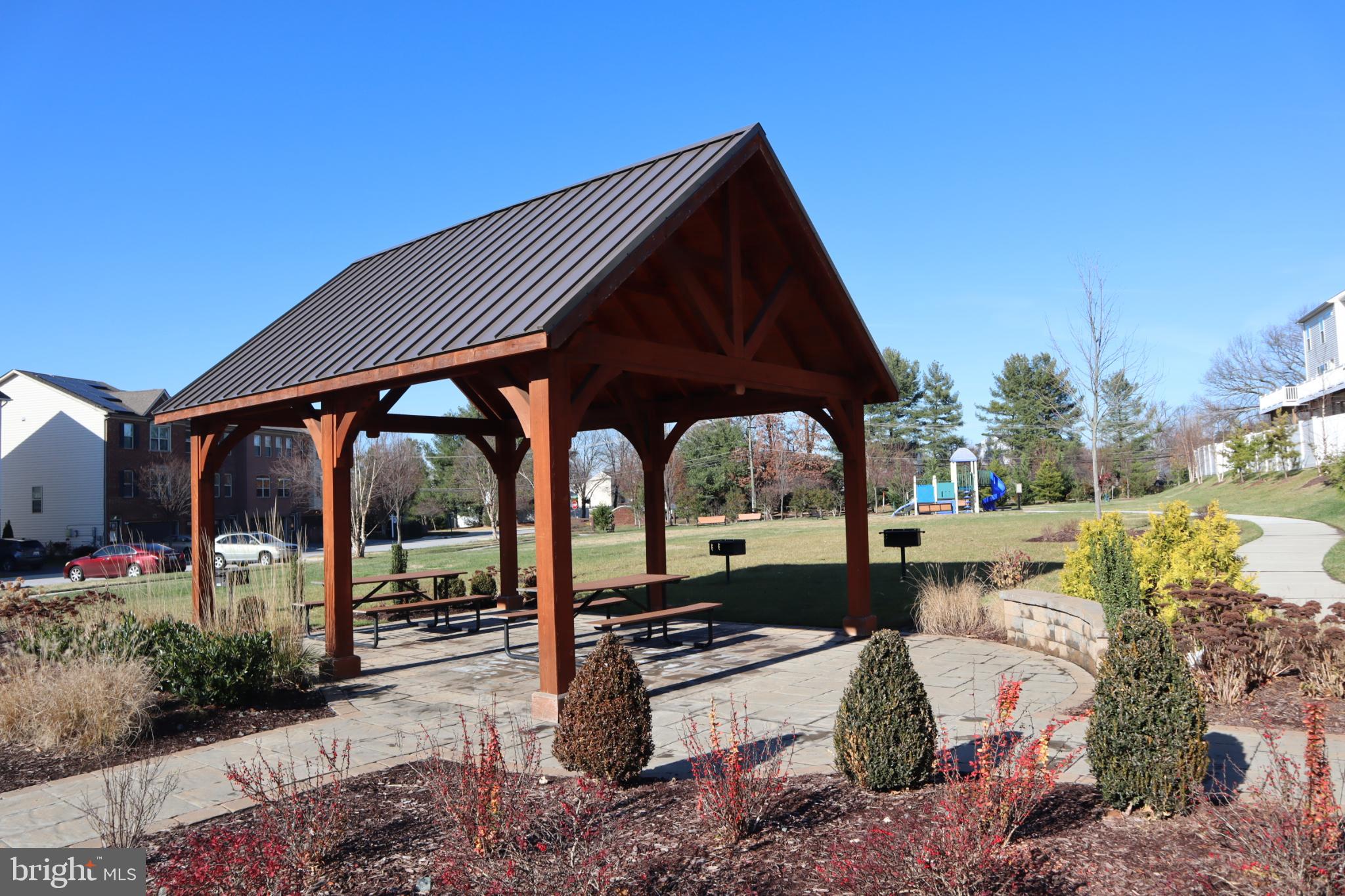 WATSONS GLEN - Residential Lease