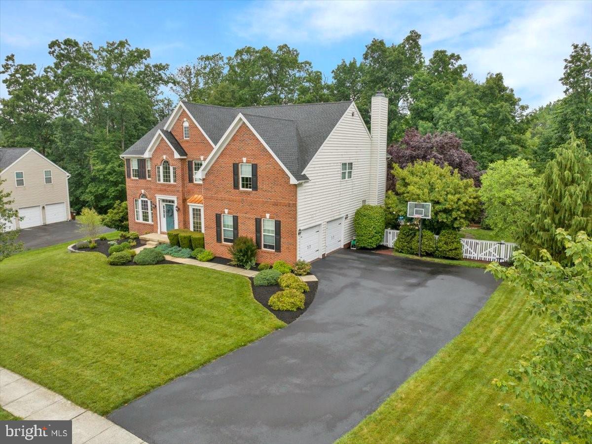 311 GREEN MEADOW DRIVE