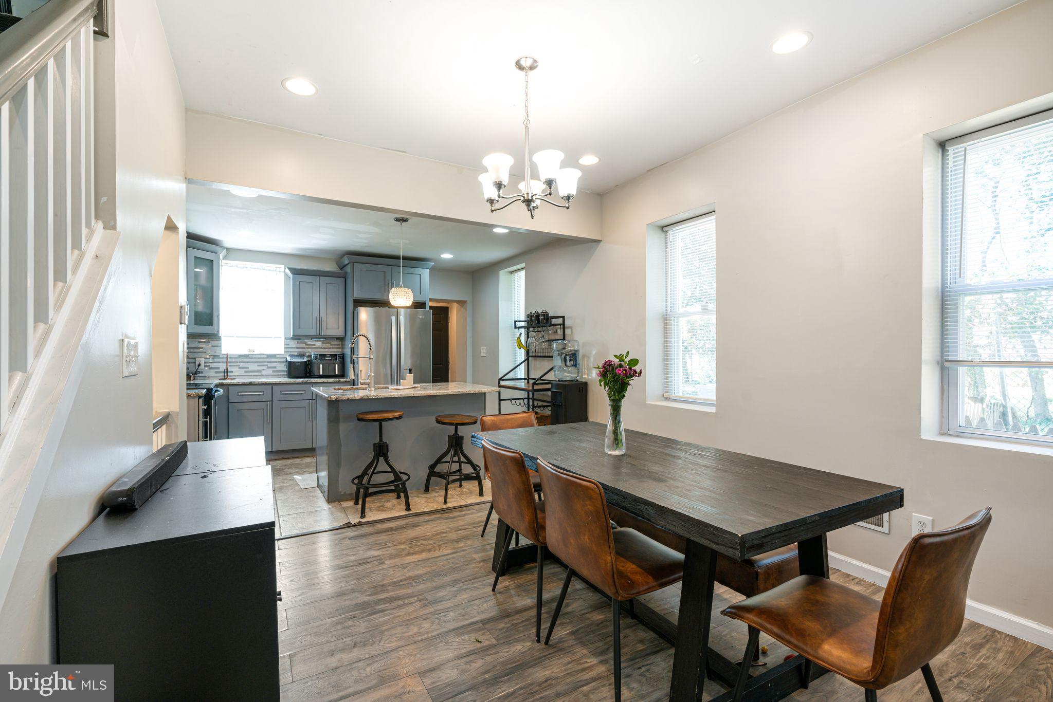 WEST OAK LANE - Residential