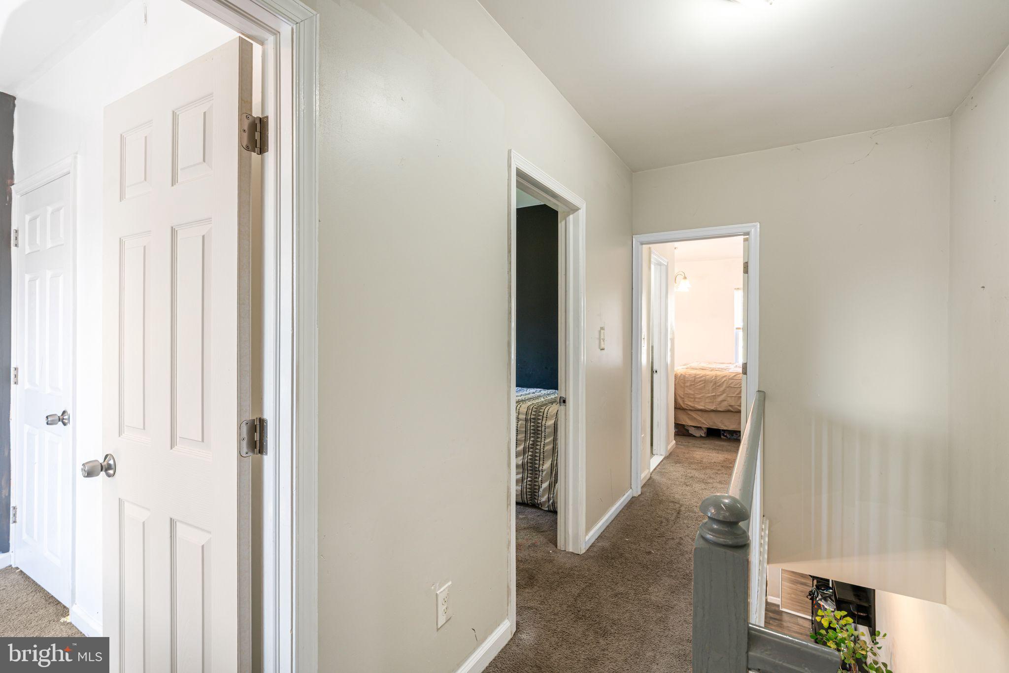 WEST OAK LANE - Residential